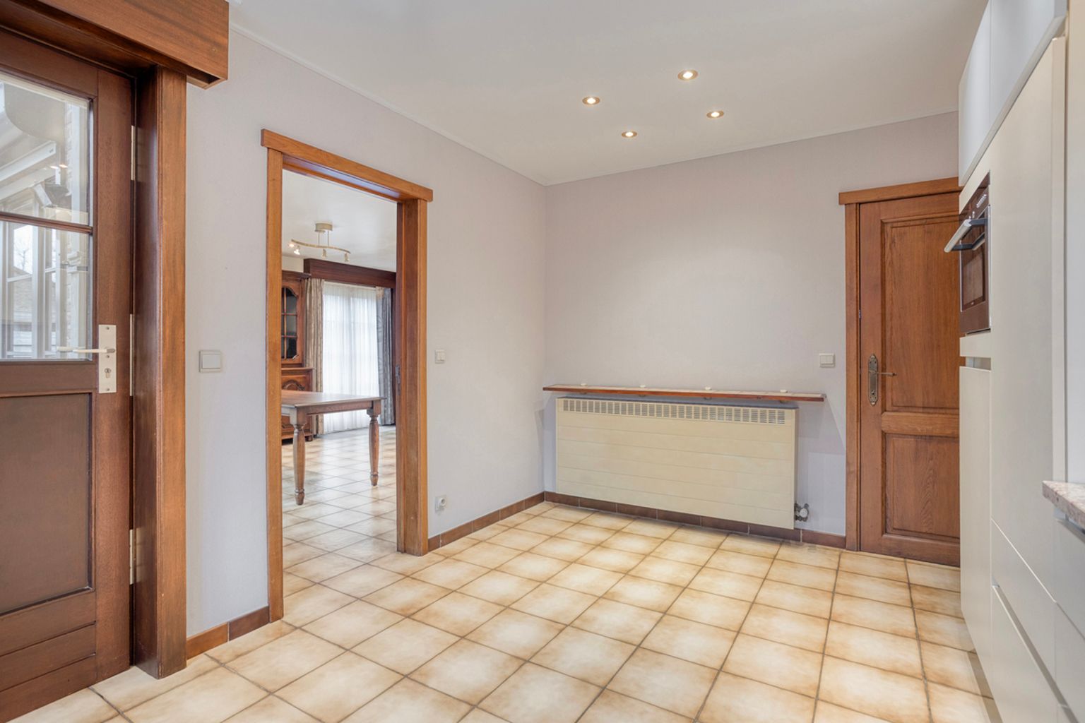 Uitstekend onderhouden driegevelwoning op topligging foto 10