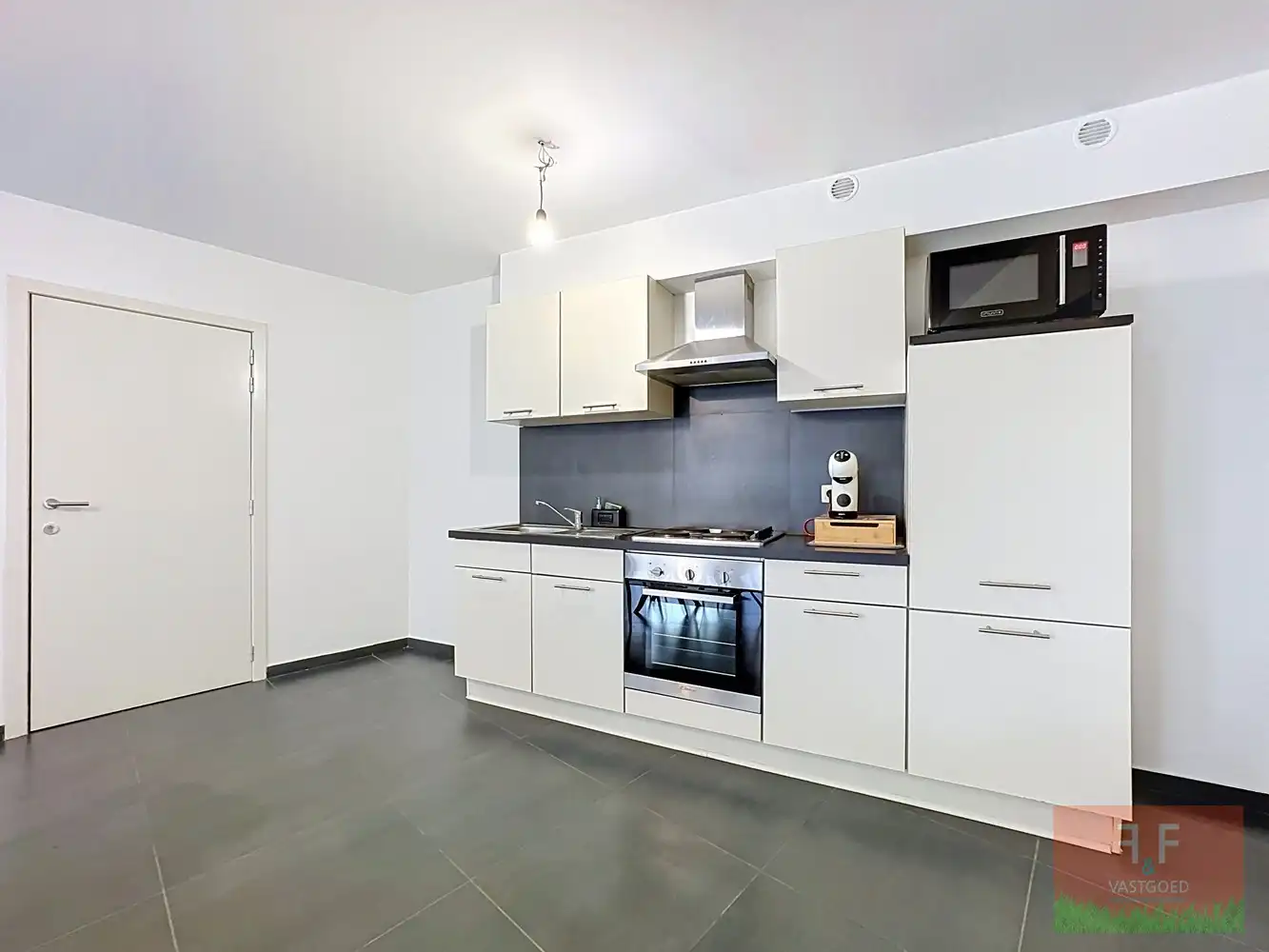 Instapklaar gelijkvloers appartement met parkeerplaats te Grotenberge foto 11