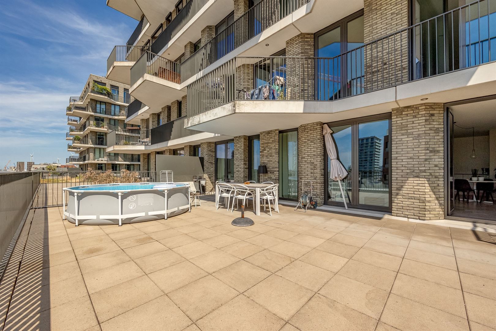 Stijlvol wonen met XXL-terras foto 14