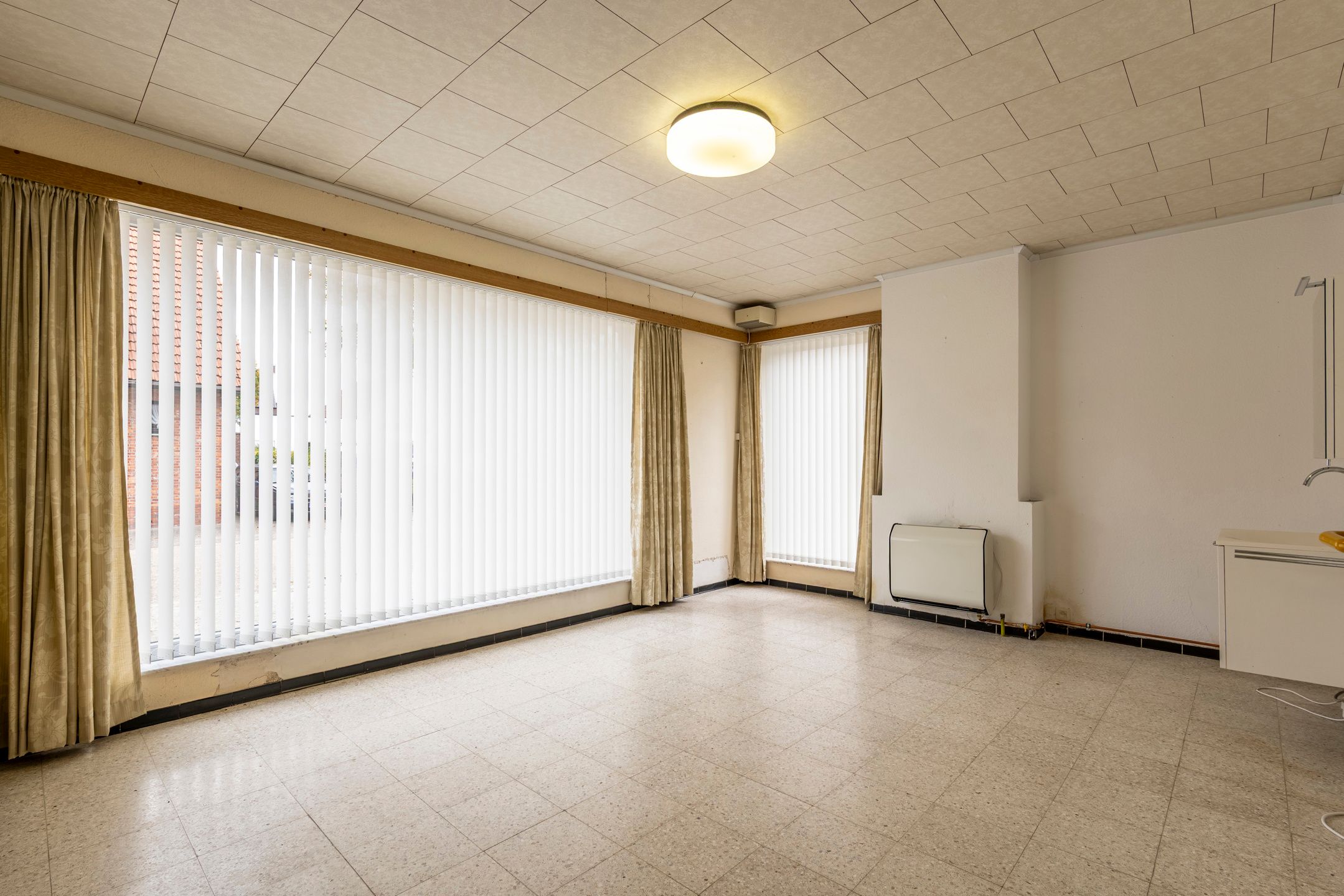 Ruime woning met grote opslagplaats in Beerse foto 3