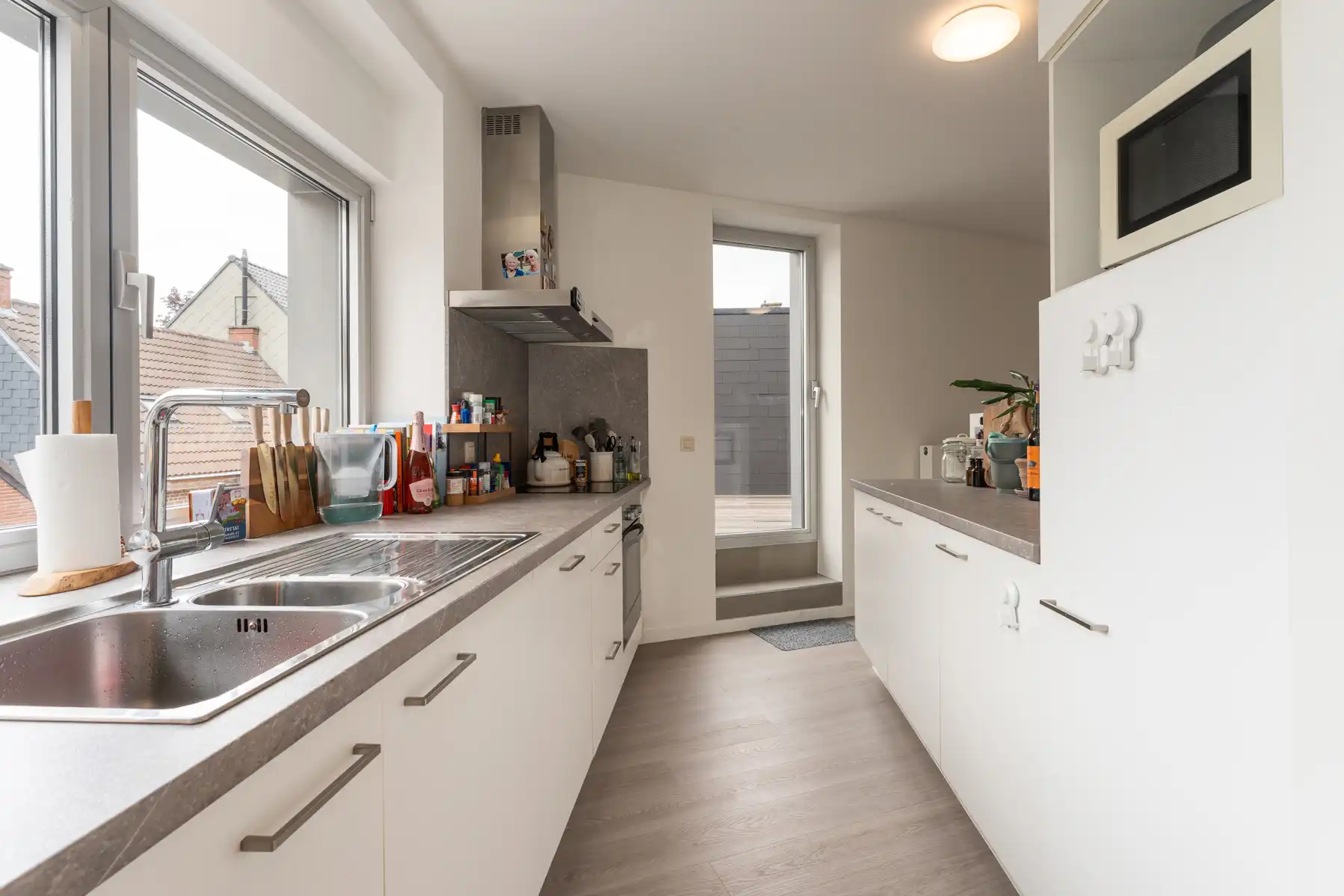  Polyvalente kantoorruimte en 2 appartementen foto 33