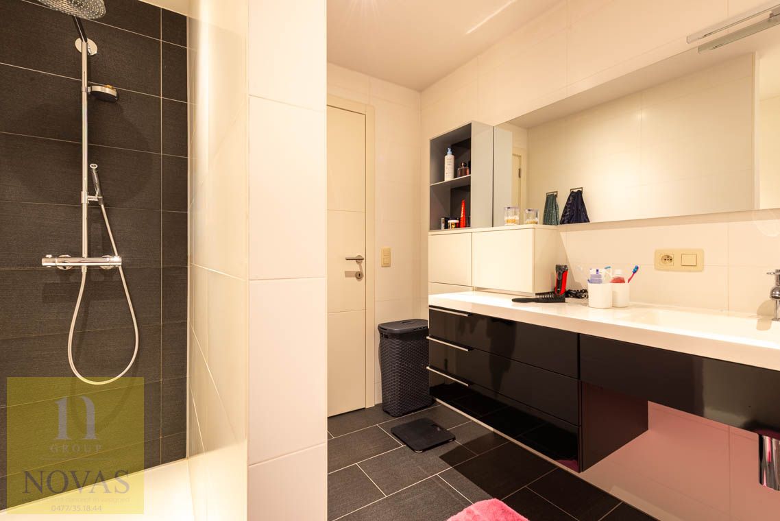 Toplocatie in Lommel, 2 slaapkamers, 33m² over 2 terrassen, heel luxueus foto 19