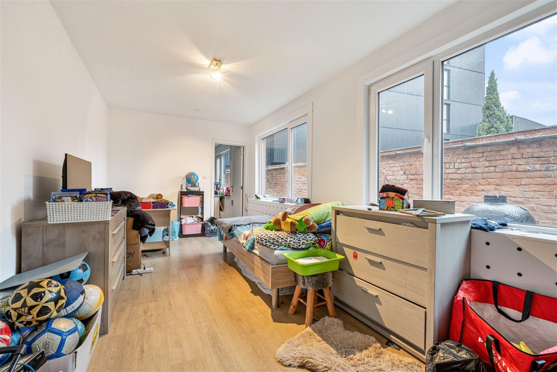 Centraal gelegen gelijkvloers appartement met 2 slaapkamers foto 7