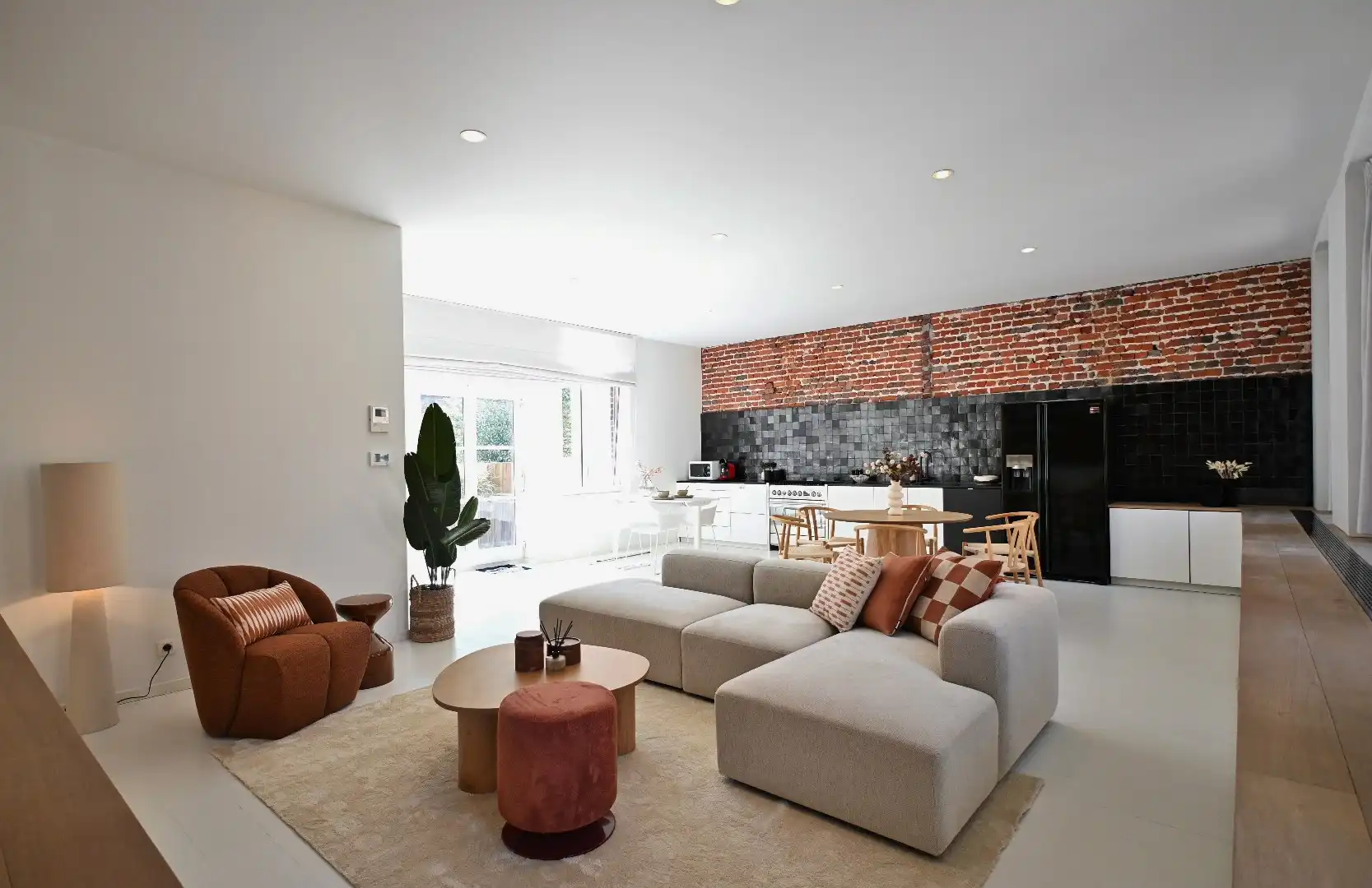 karaktervol herenhuis in het stadscentrum met ruim zonnig terras.  foto 2