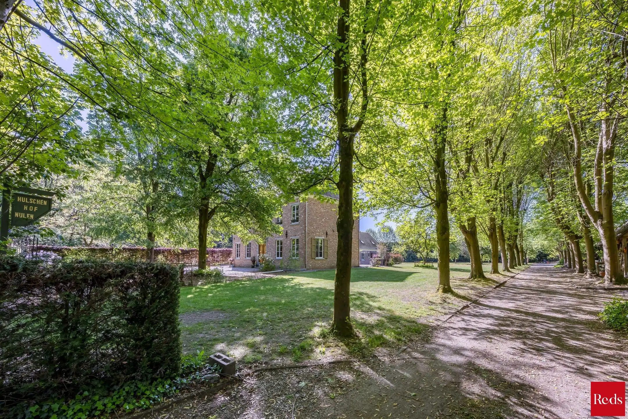 Karaktervolle villa op ruim perceel foto 28