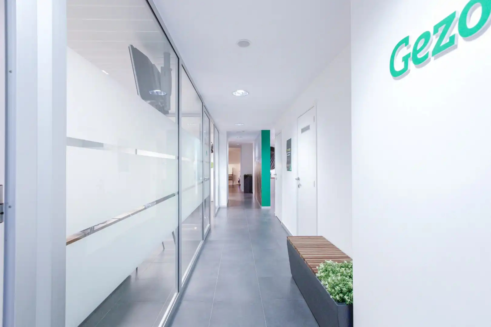 Instapklare kantoorruimte te koop Knokkestraat 56 Heist foto 6