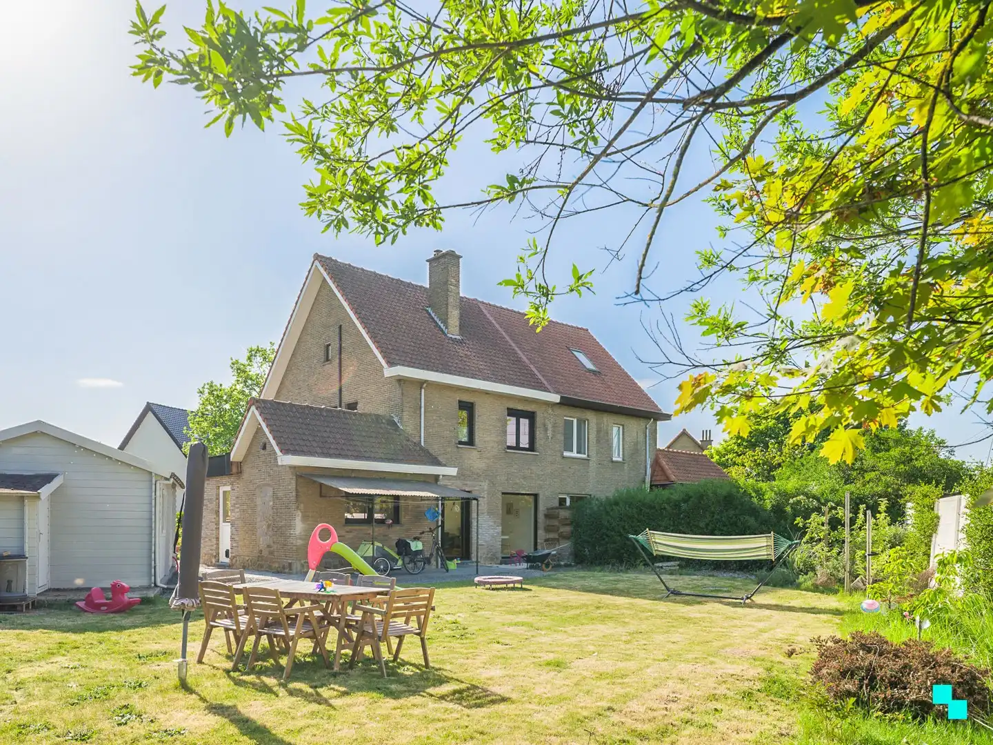 Gerenoveerde woning in de Tuinwijk van Merelbeke foto 26