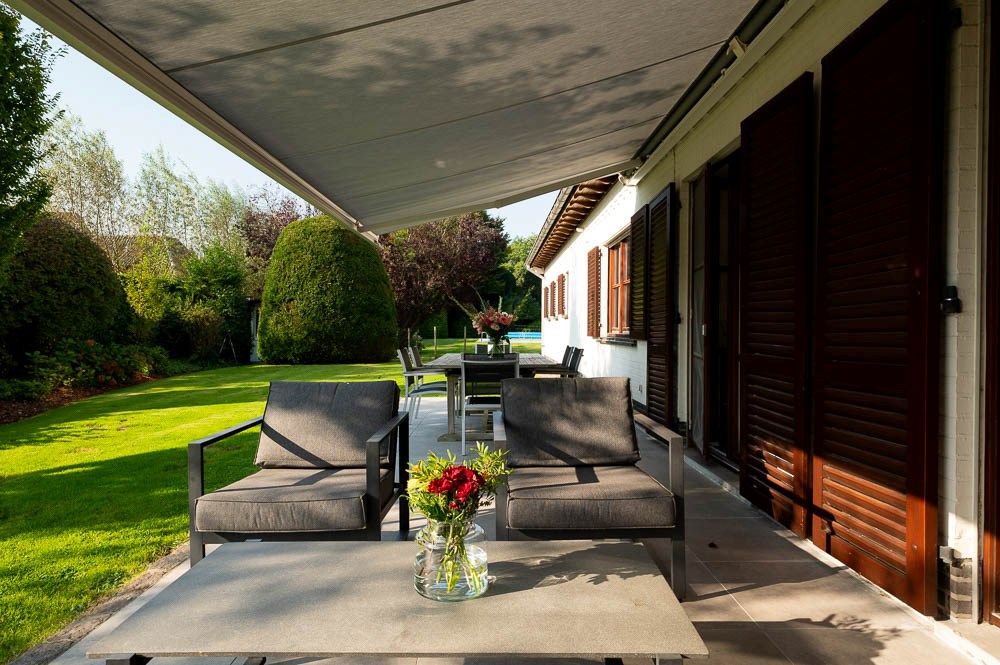 Prachtig landhuis met grote tuin en garage in Sint-Martens-Latem foto 12