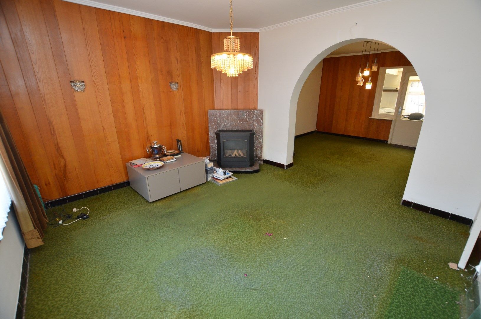 Mooi gelegen te renoveren woonhuis foto 3
