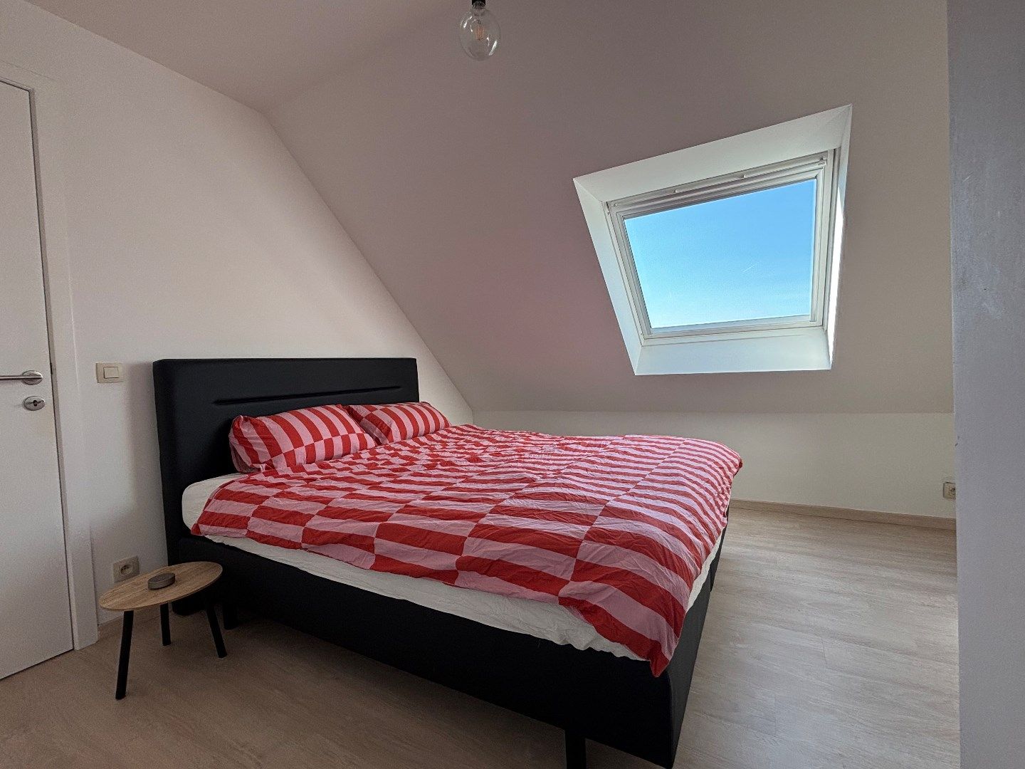 Duplex met 2 slpk + open kamer + terras, privé-carport en fietsenberging foto 14