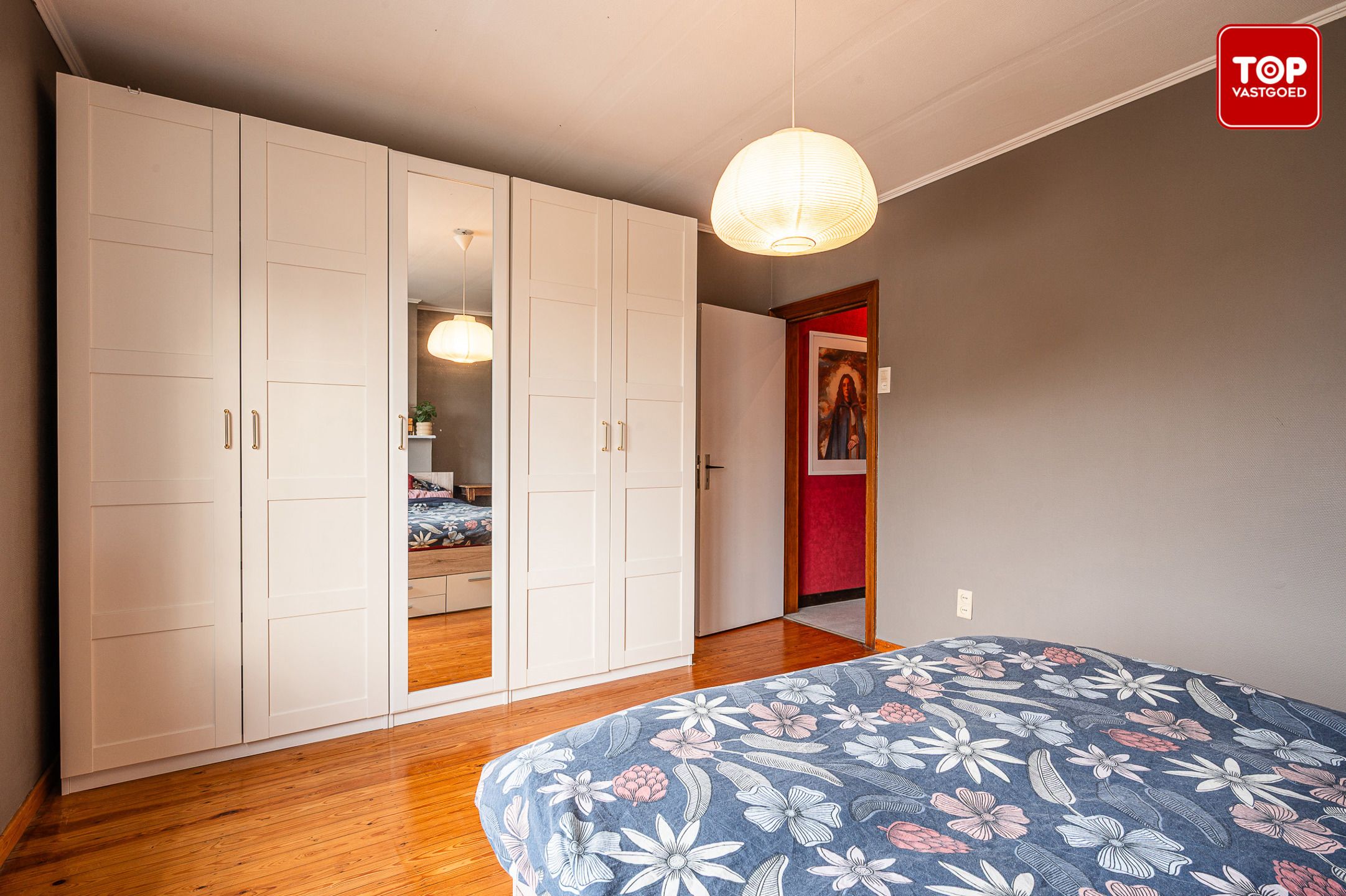 Charmante woning nabij het centrum van Drongen foto 14