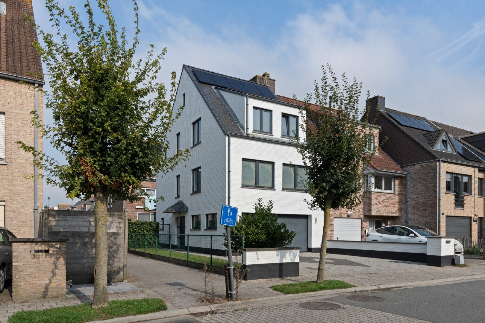()=>{if(producerUpdateValueVersion(node),producerAccessed(node),node.value===ERRORED)throw node.error;return node.value} 8300 Knokke-Heist