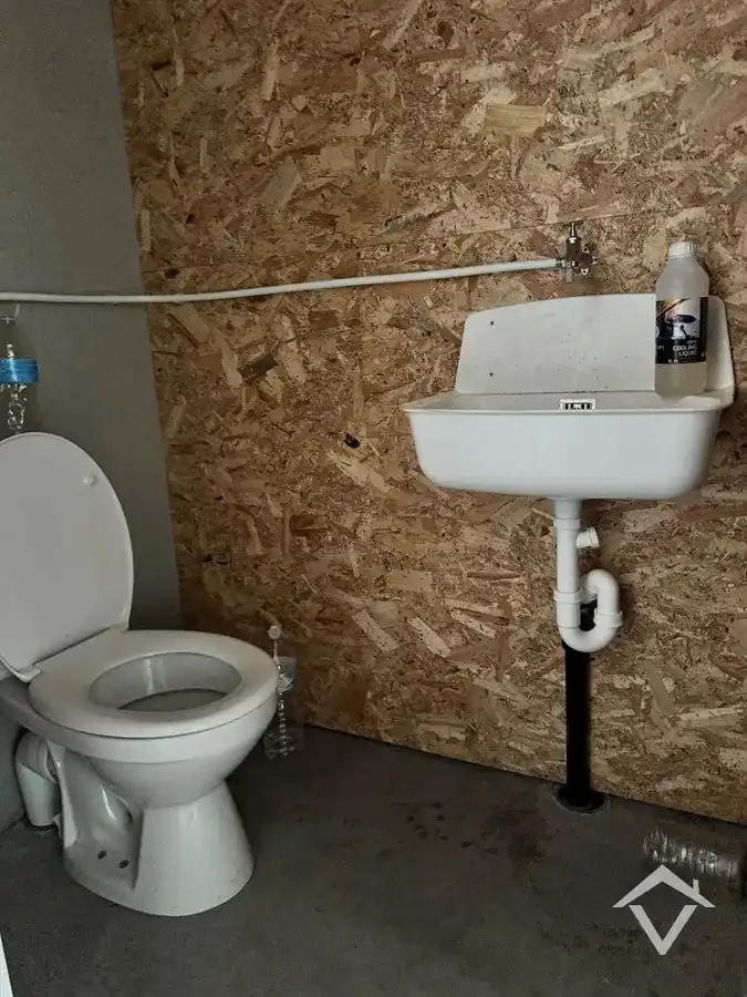 Recente nieuwbouwloods Unit 1 te huur te Koekelare  foto 4