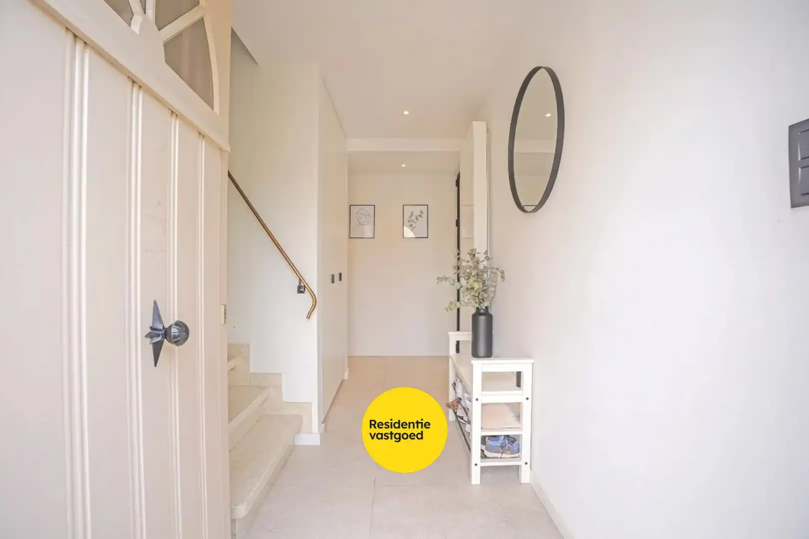 Gerenoveerde alleenstaande woning op 637m² te Veurne! foto 10