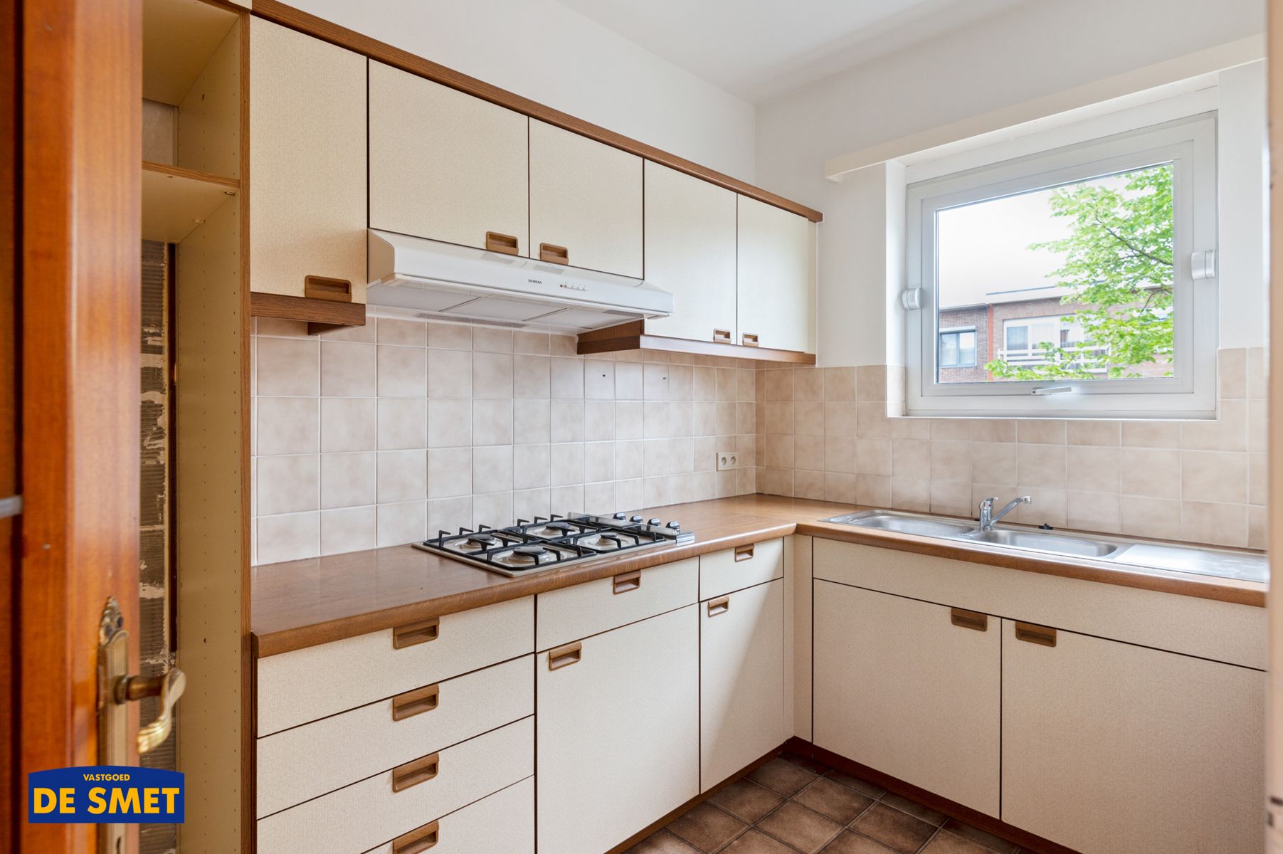 Zéér goed onderhouden appartement met terras, tuin & garage foto 7