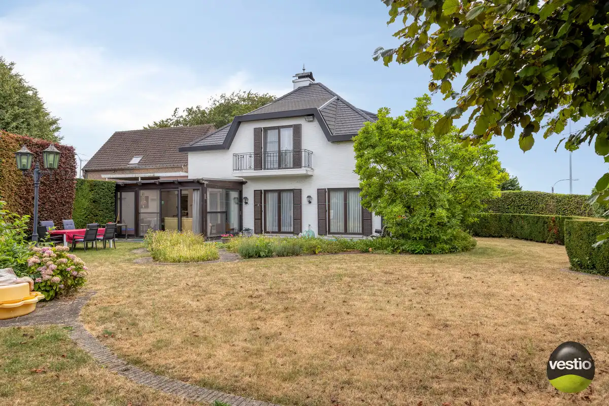 ROYALE WONING MET DOKTERSPRAKTIJK TE BILZEN HOESELT. foto 30