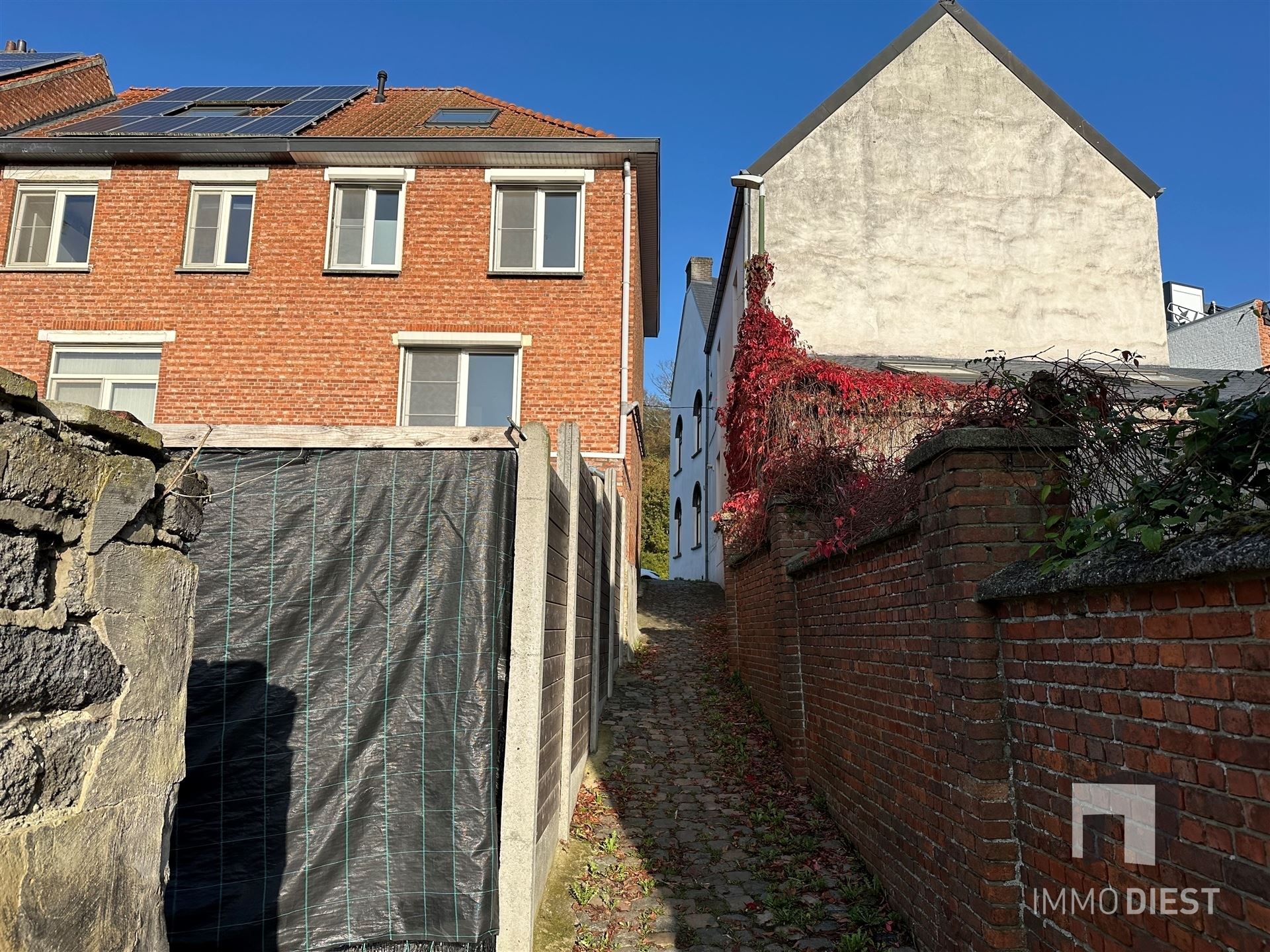 Toffe woning aan de rand van de stad met 3 slpks en tuin foto 38