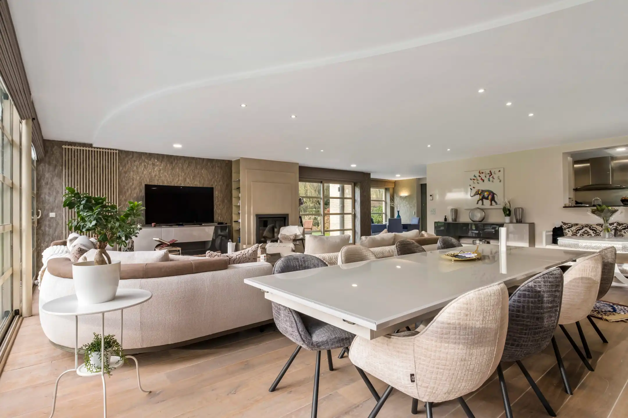 Prachtige villa 330m² met 4 kamers op een grond van 4017m² foto 11