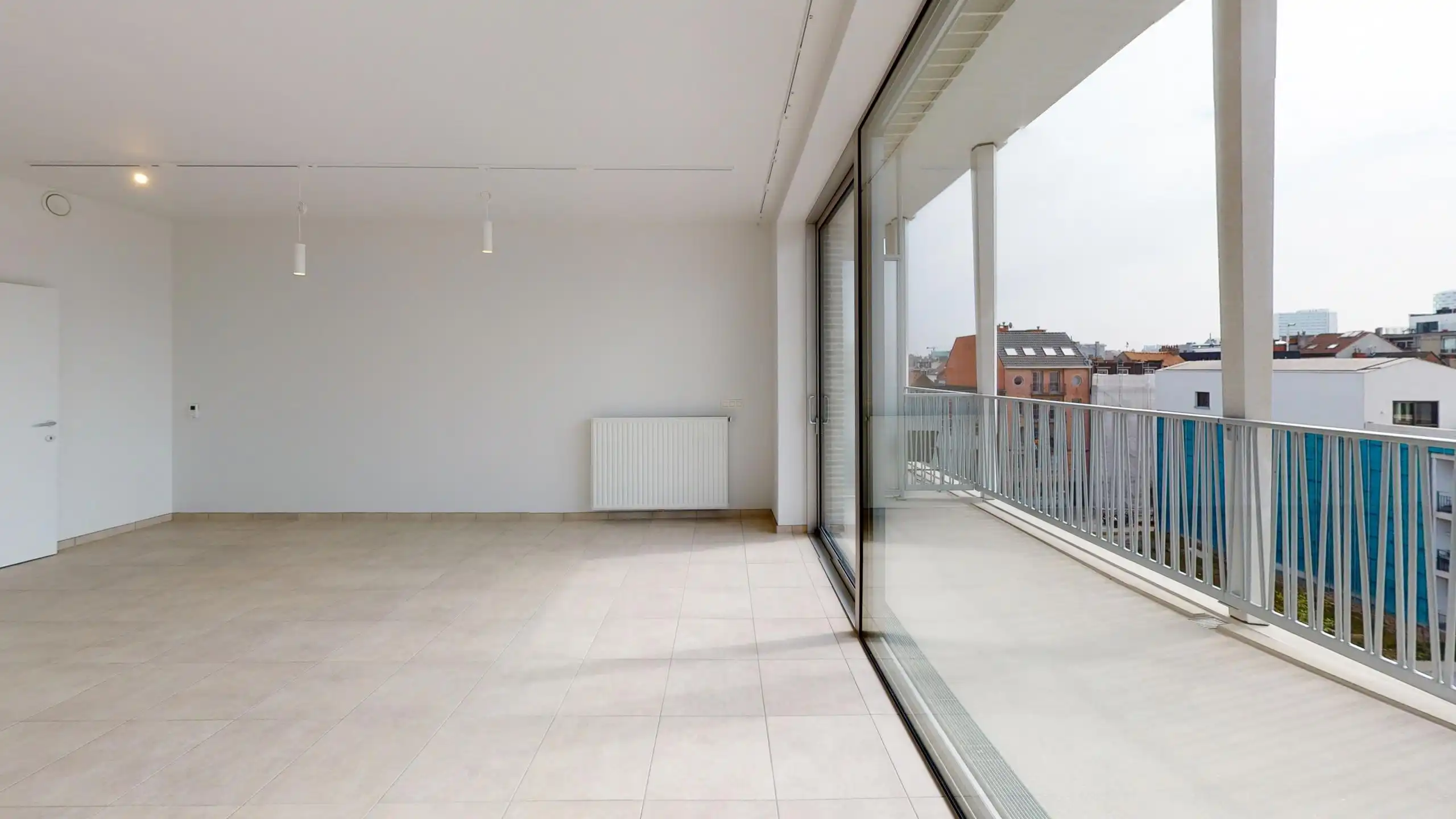 Recent appartement met ruim terras nabij het Eilandje foto 3