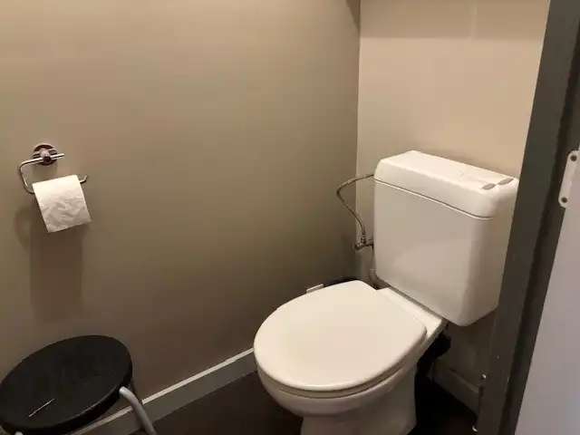 handelsgelijkvloers in het bruisende Mariakerke foto 7