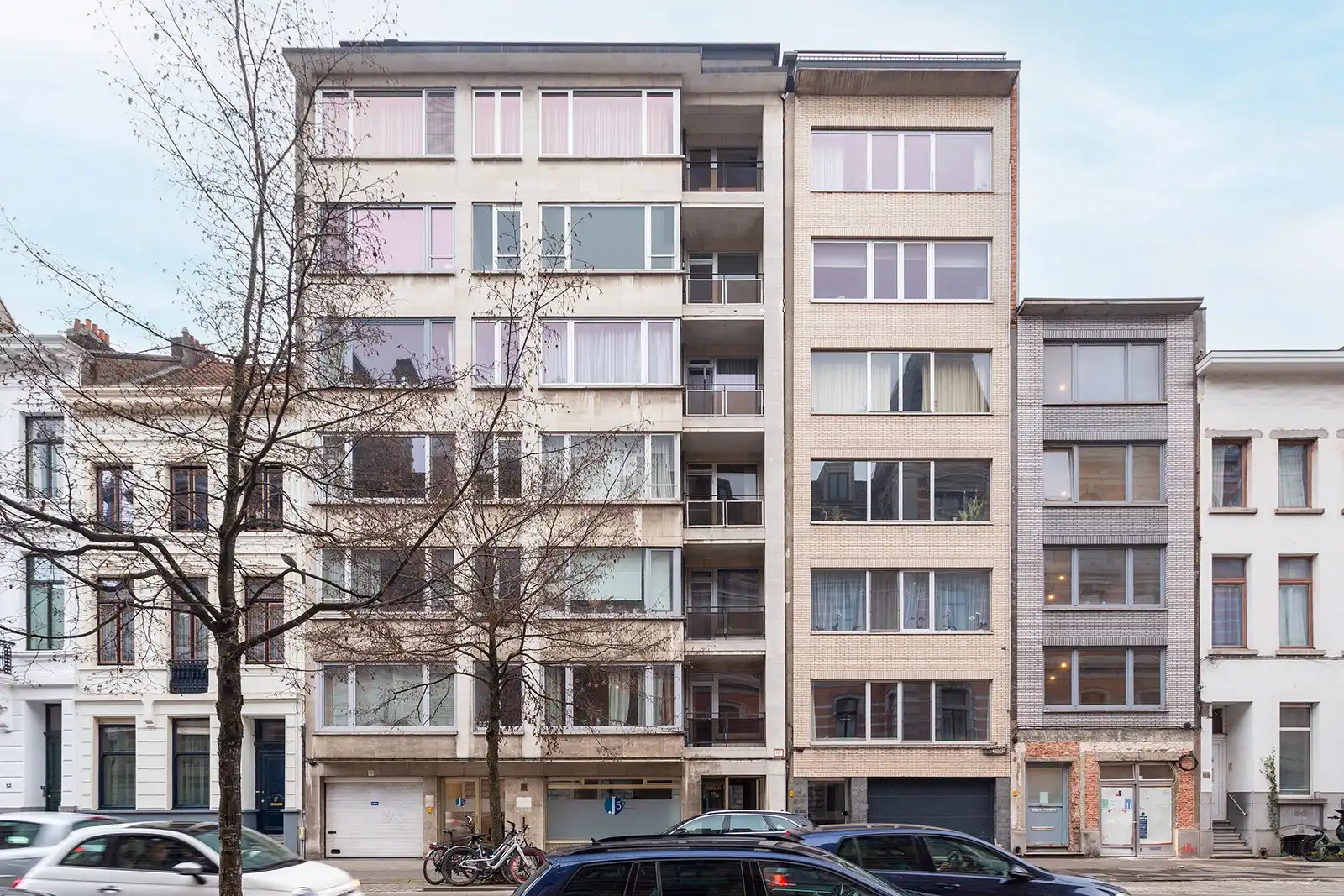 Instapklare studio met loftgevoel en zonneterras foto 21