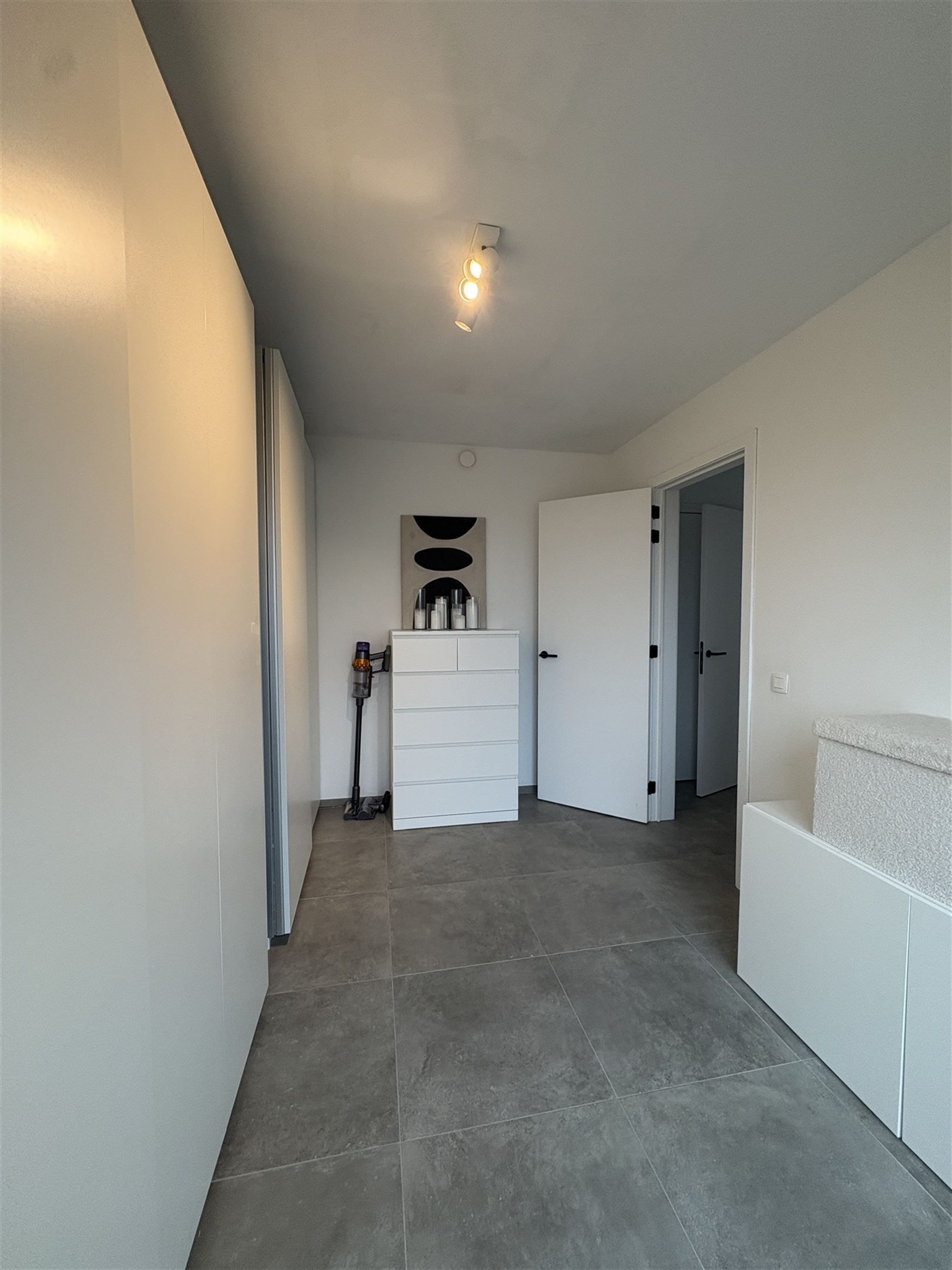 Nieuwbouw app te huur in centrum Eine foto 10