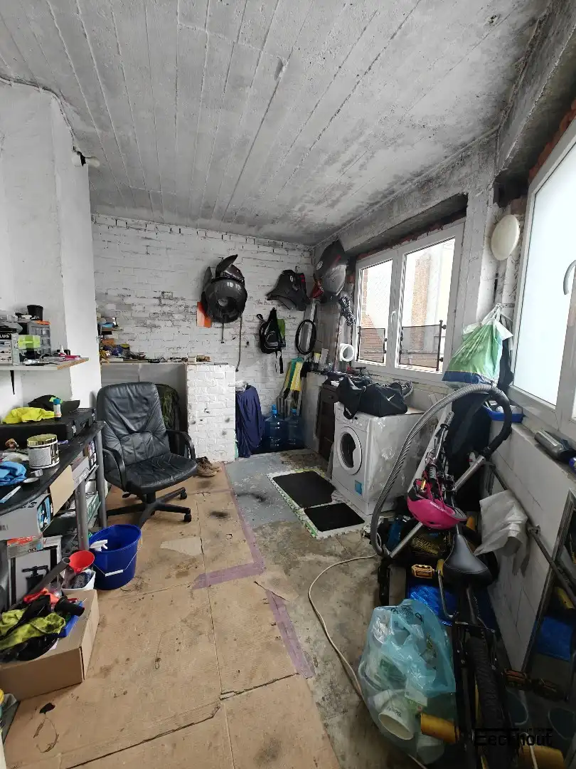 Opbrengsteigendom bestaande uit 3 appartementen en garage in Oostende! foto 6