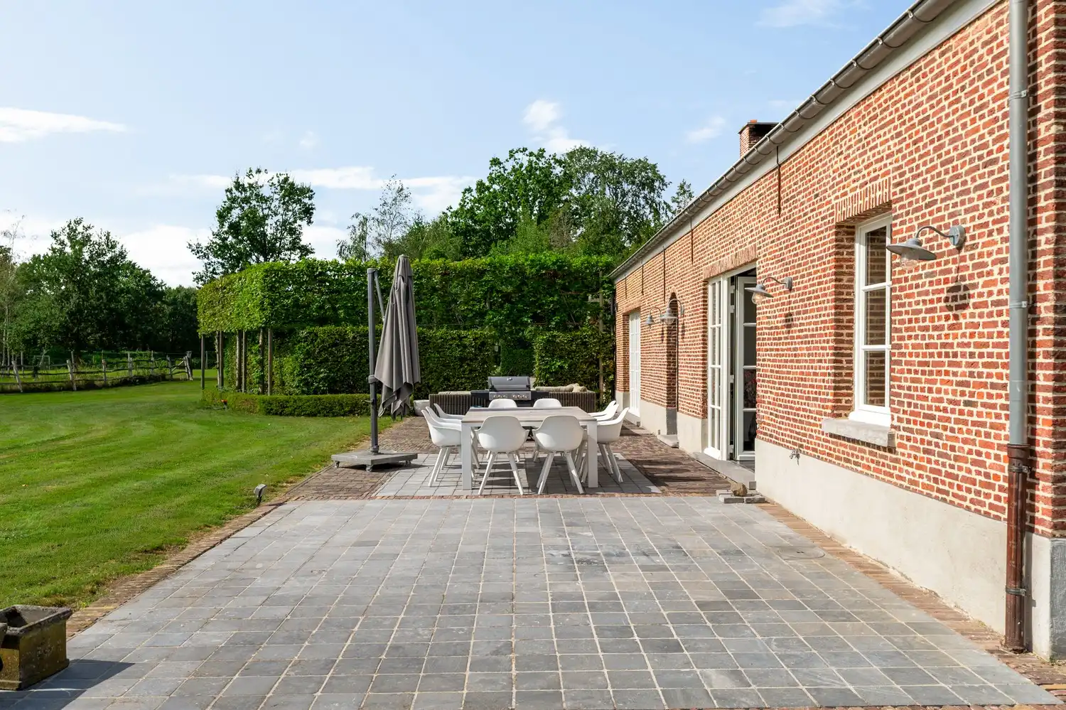 Gerenoveerde villa met bijgebouw en vijver op een perceel van 1,8 ha te Putte foto 19