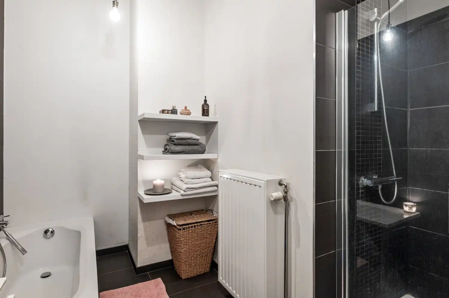 Stijlvolle loft met 2 slaapkamers en ondergrondse staanplaats te Antwerpen! foto 13