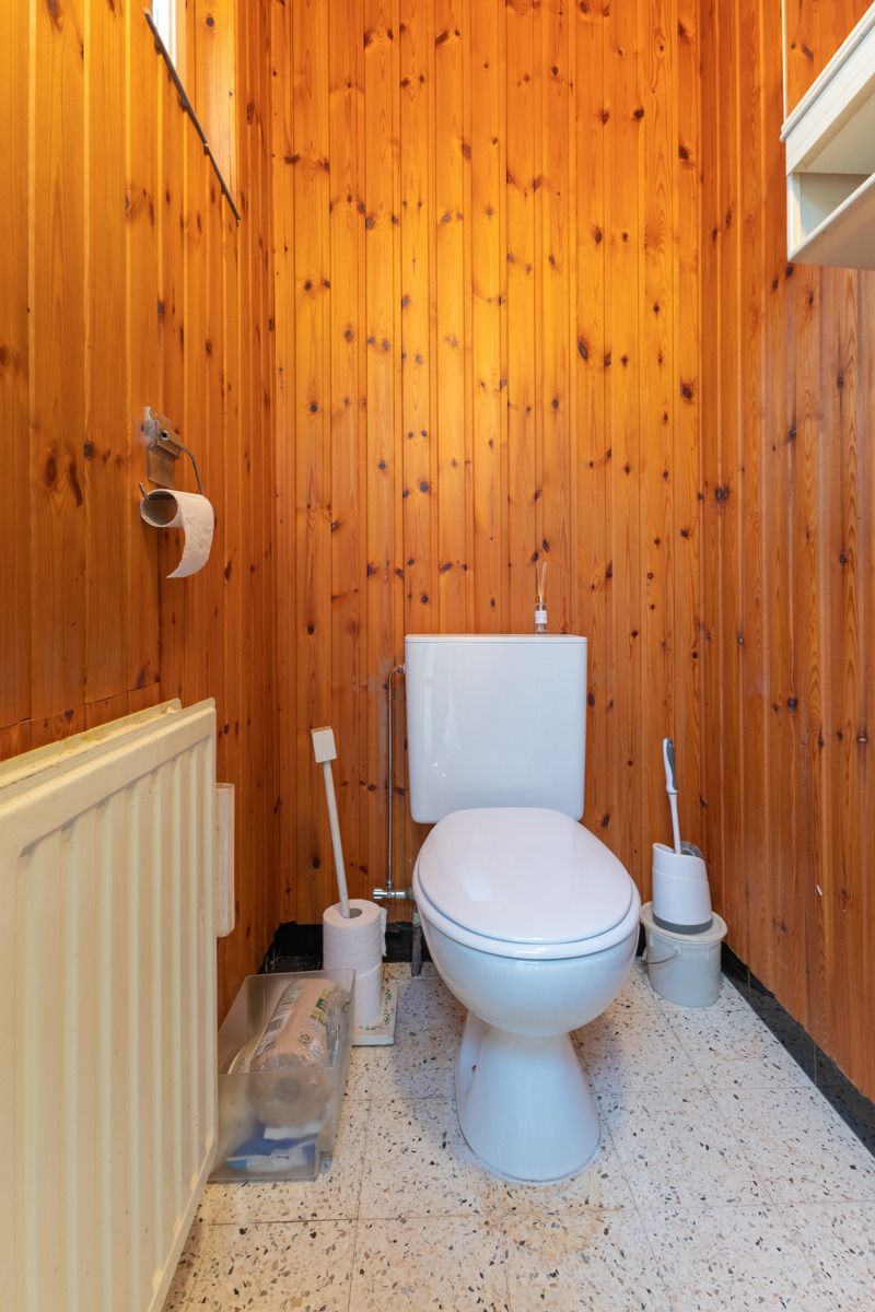 Gunstig gelegen woning met 6 slaapkamers, tuin en garage foto 9