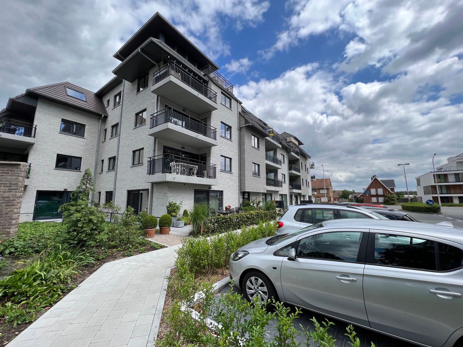 Zonnig appartement met 2 slaapkamers, terras en staanplaats foto 26