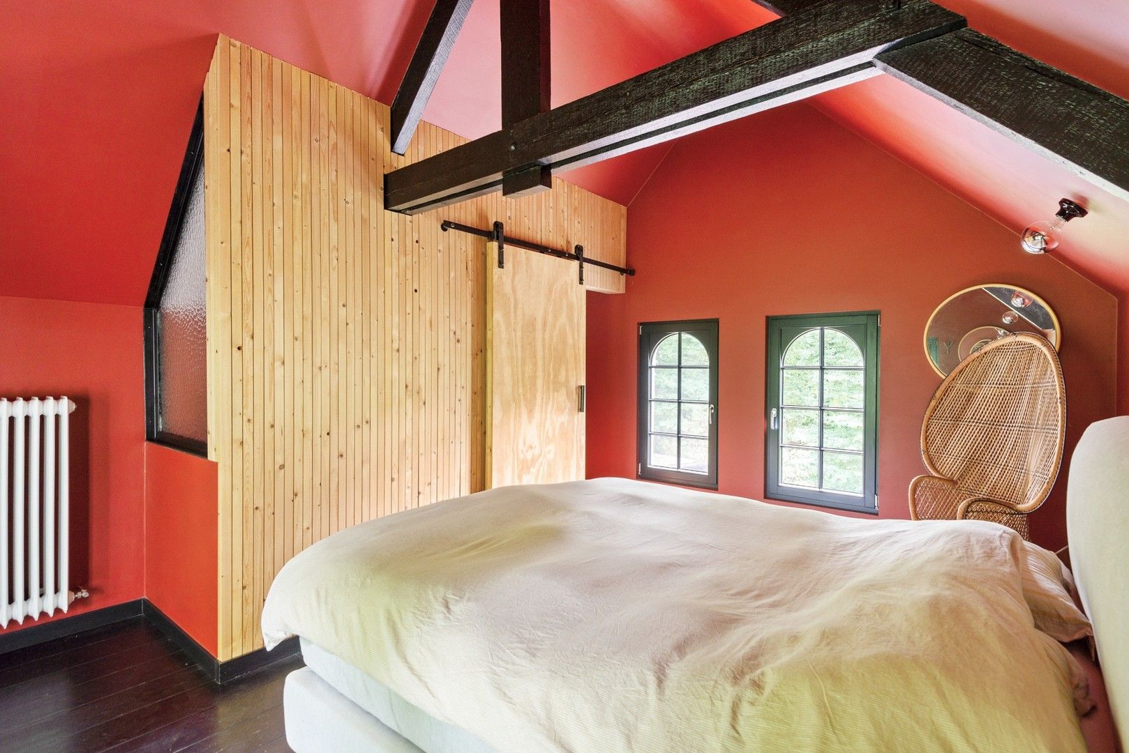 Stijlvolle, vrijstaande villa met zonnige tuin en zwemvijver foto 28