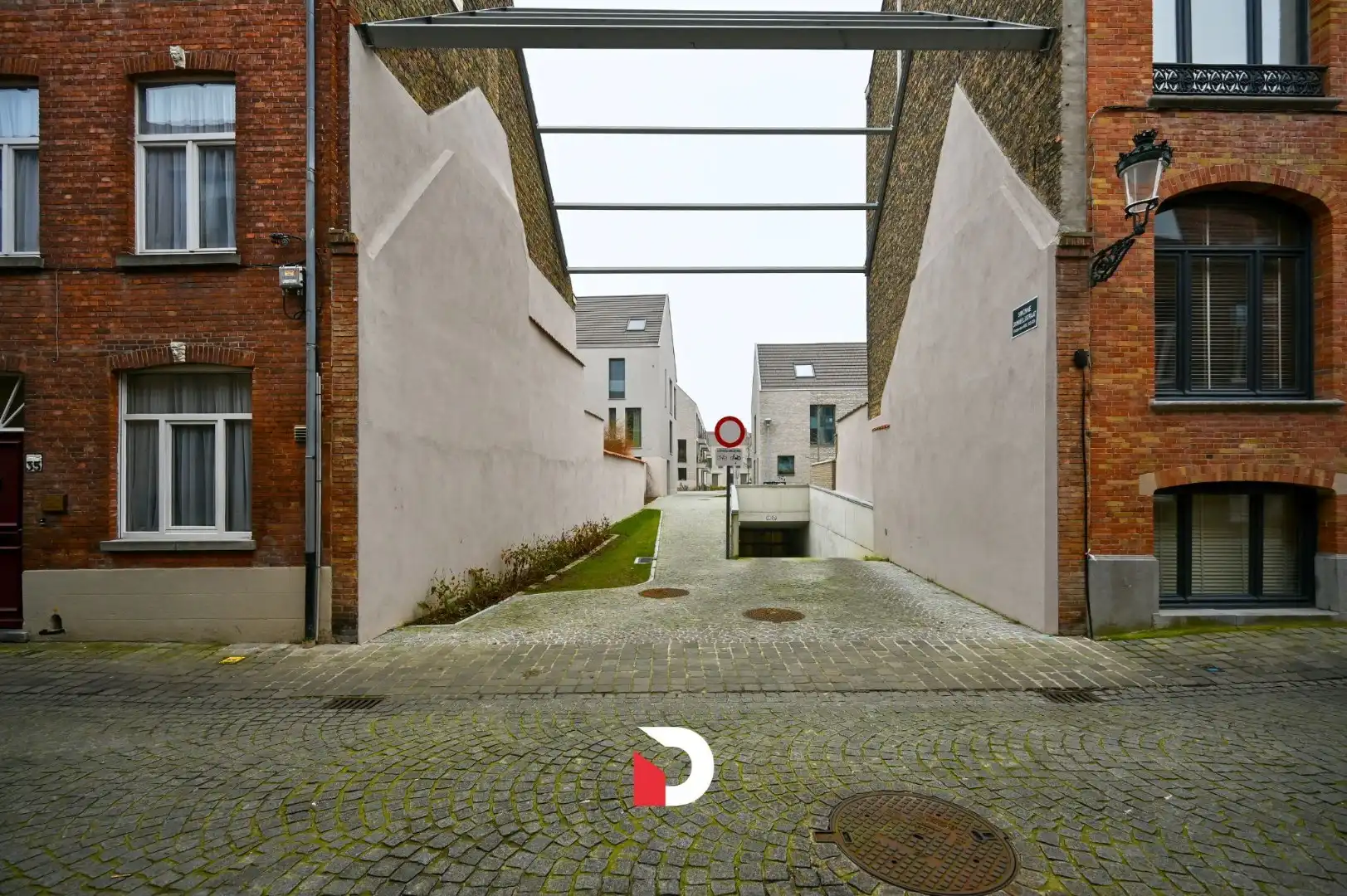 Parkeerplaats te koop Simonne Danneelsstraat 4 - - 8000 Brugge