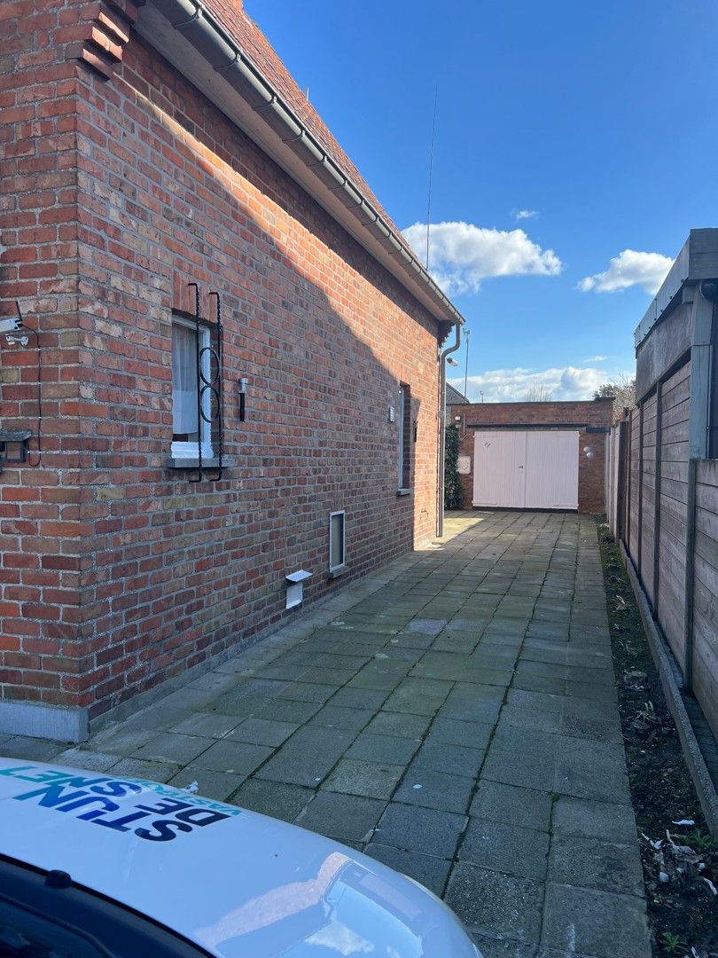 Te renoveren woning in het centrum foto 13
