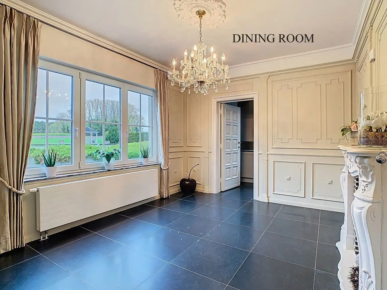 KLASSE  villa met bijzondere UITSTRALING       (momenteel privé + kantoren + kangoeroewoning) foto 9