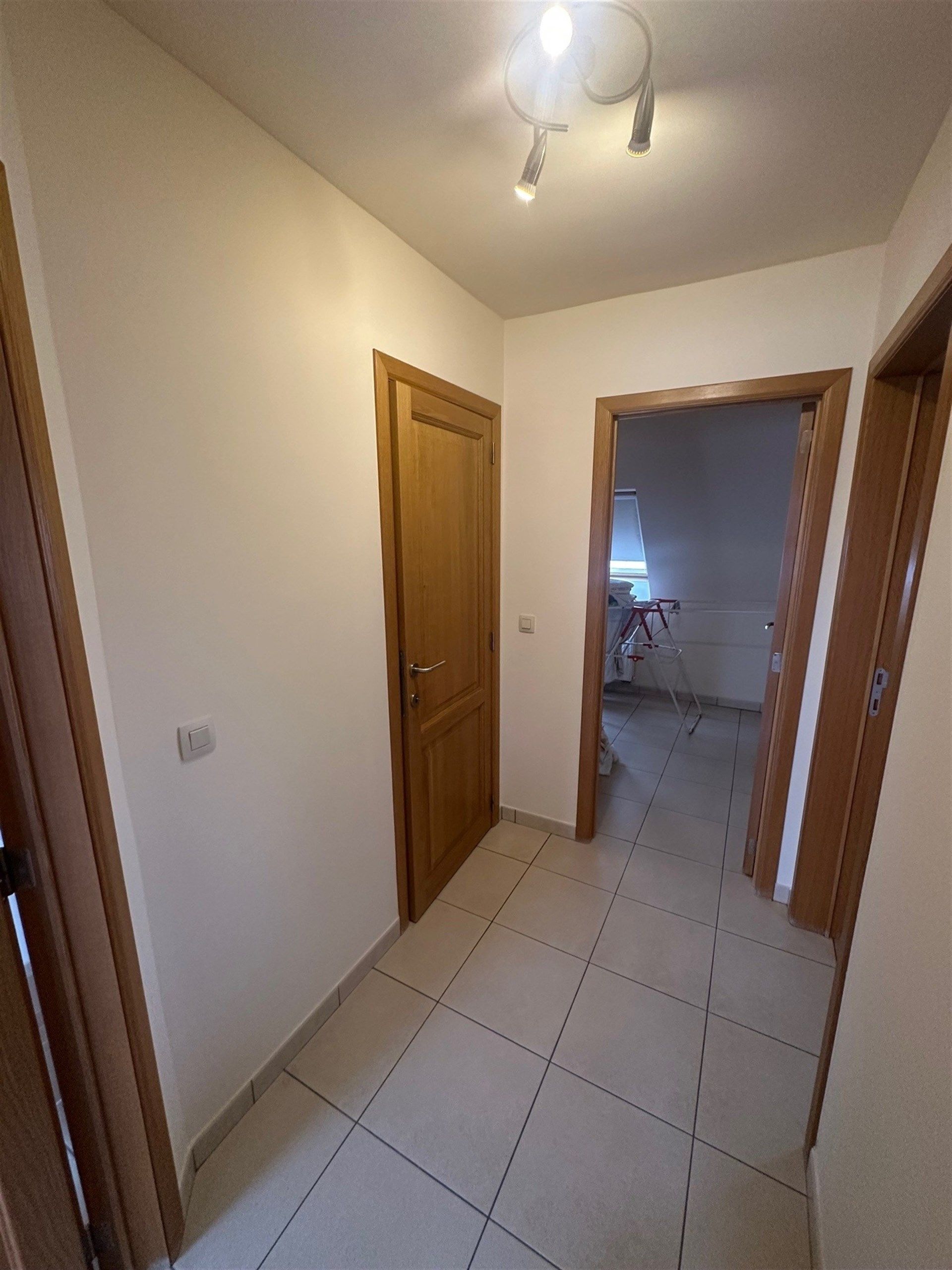 Ruim appartement met 2 slaapkamers nabij het centrum foto 10