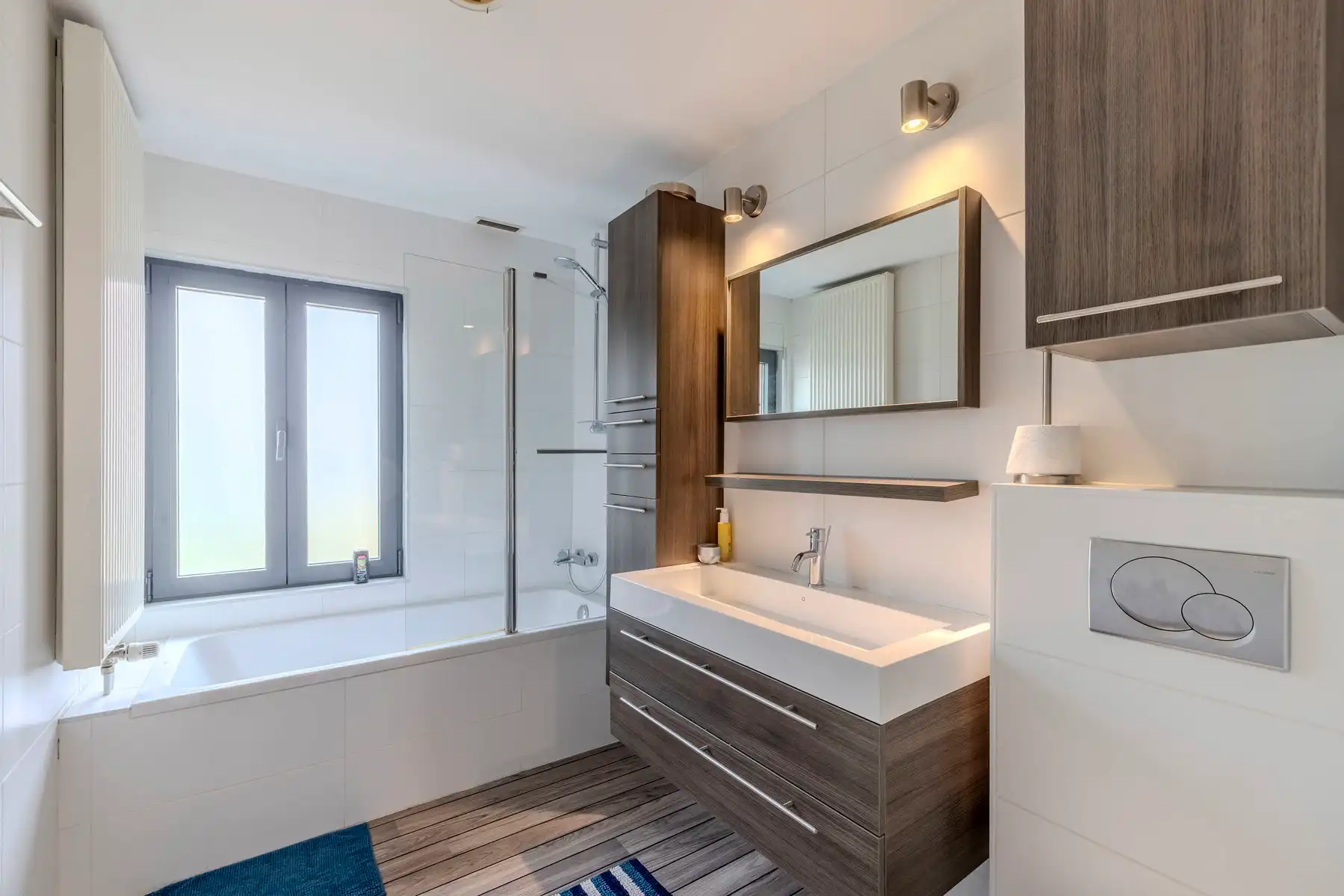 Gerenoveerde woning met o.a. 3 slaapkamers foto 17