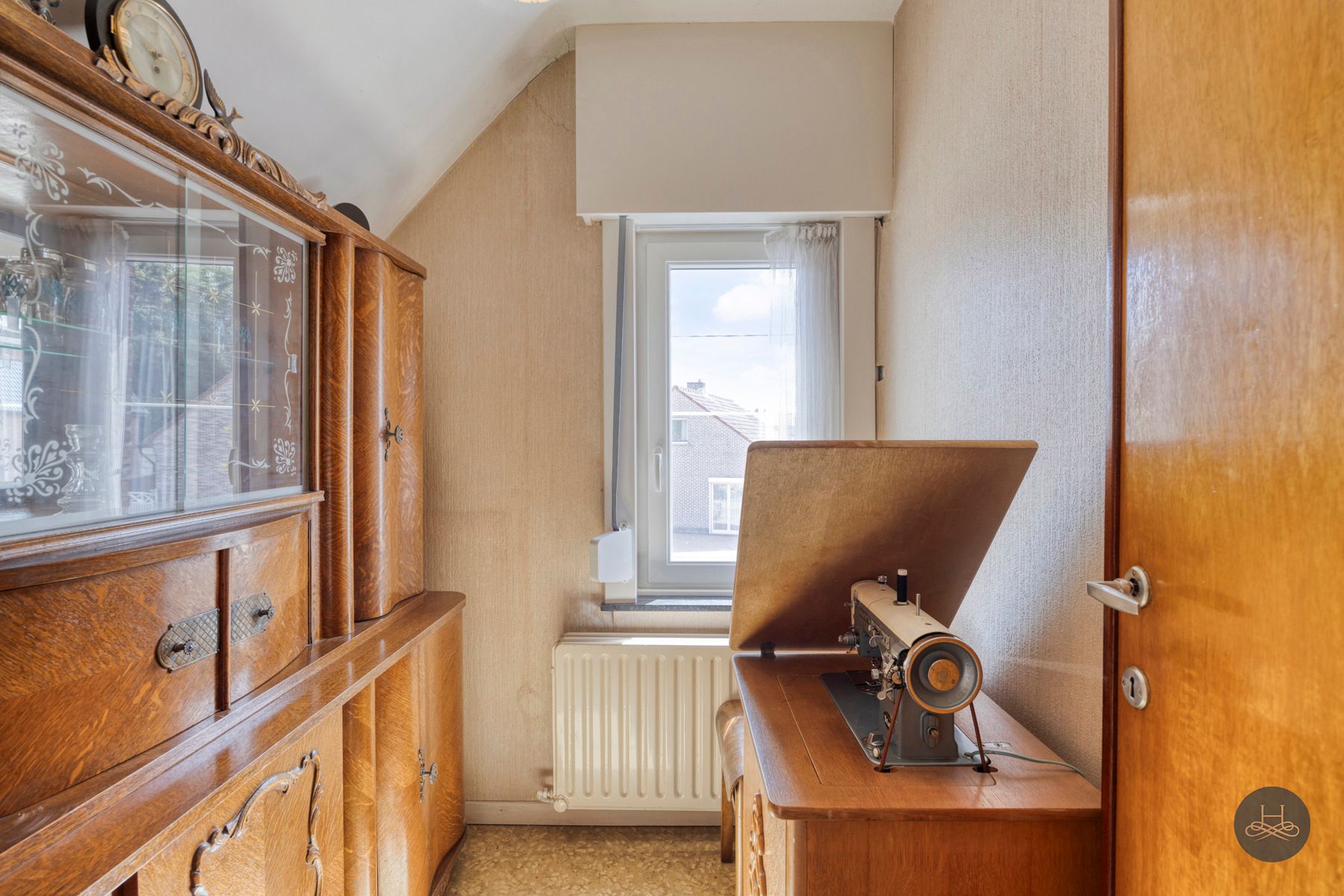 Te renoveren woning in rustige omgeving foto 19