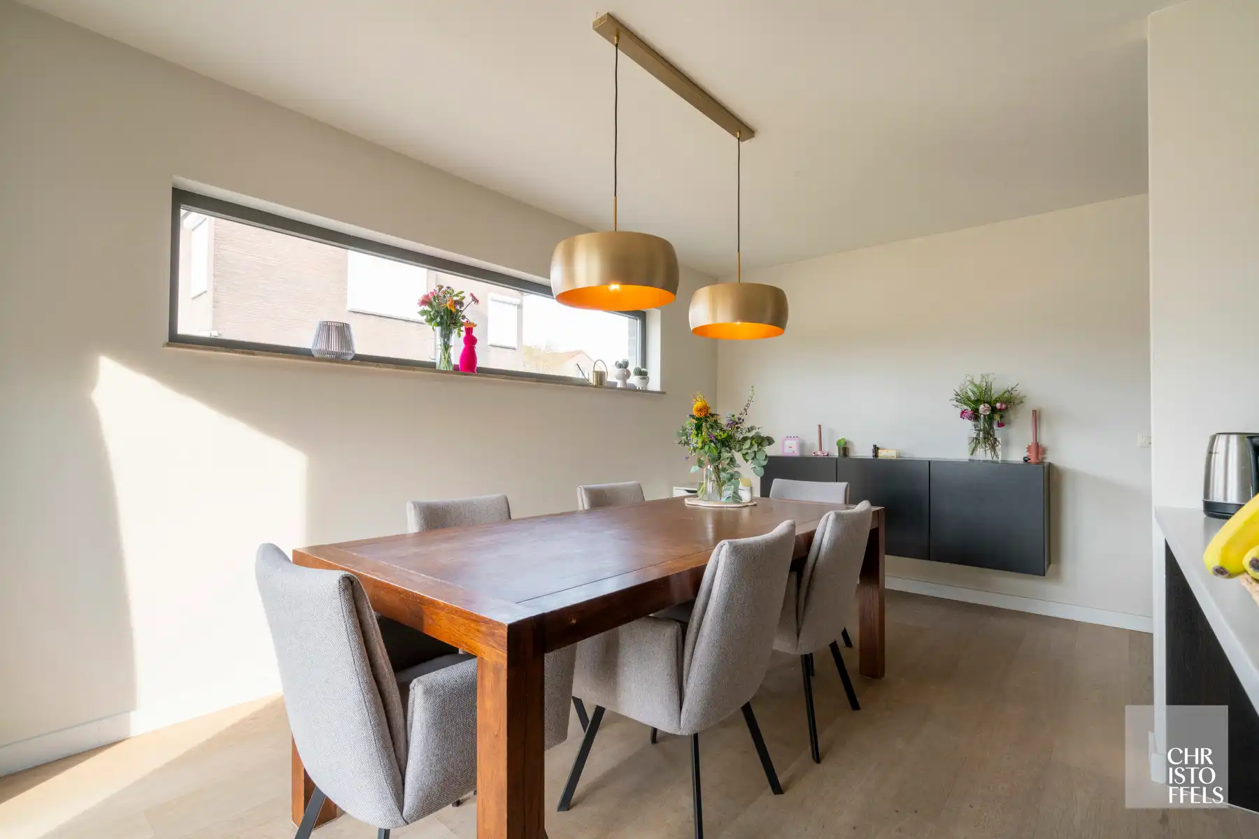 Ruime halfopen woning (203m²) op perceel van 840m² foto 13