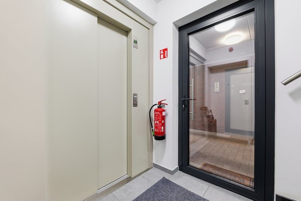 PENTHOUSE MET UNIEK DAKTERRAS, SAUNA EN STAANPLAATS IN HARTJE SINT-TRUIDEN foto 31