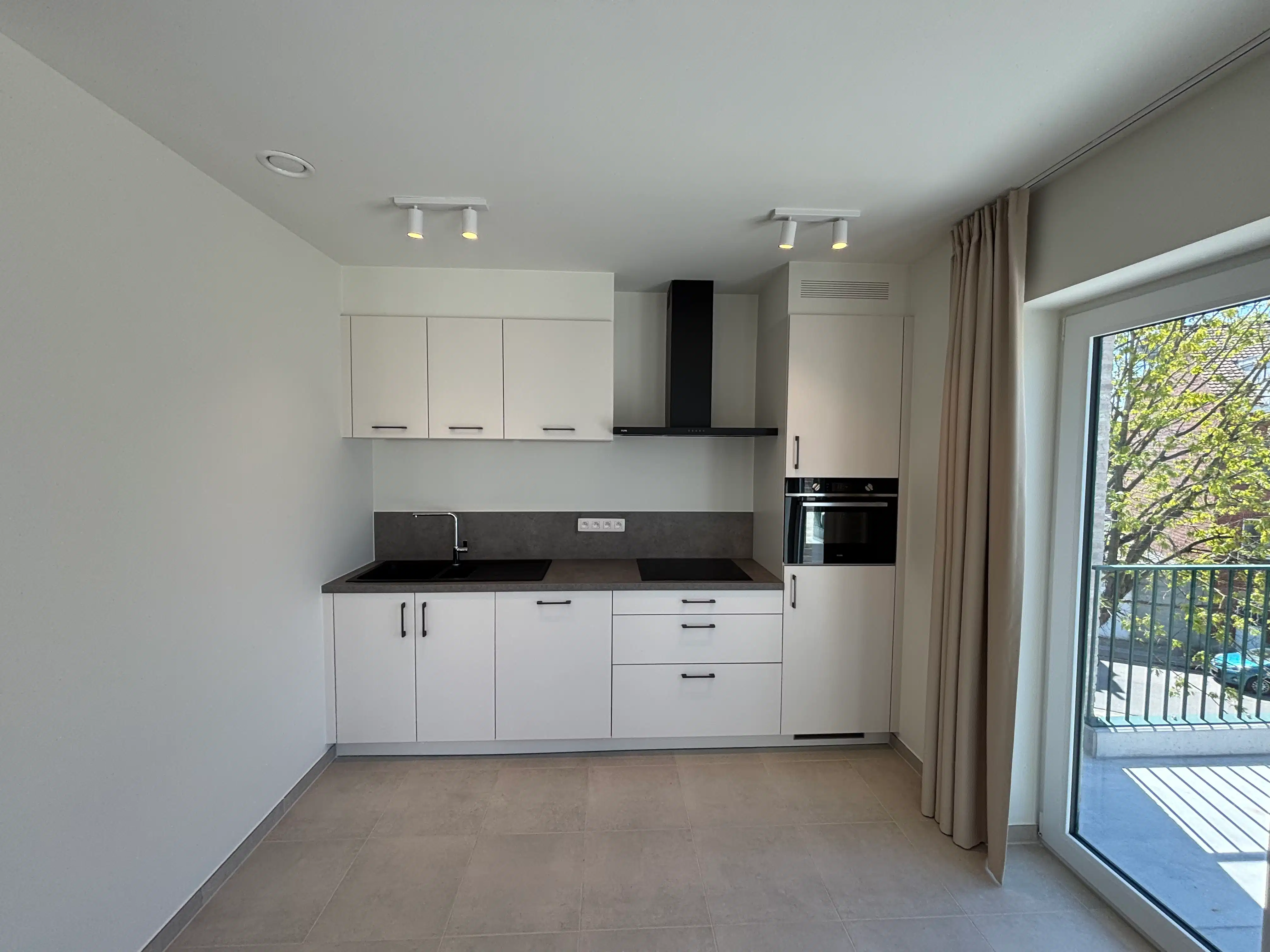 Luxe & Energiezuinig wonen: Ruim appartement (1 slpk + bureau) in Koningslo foto 18