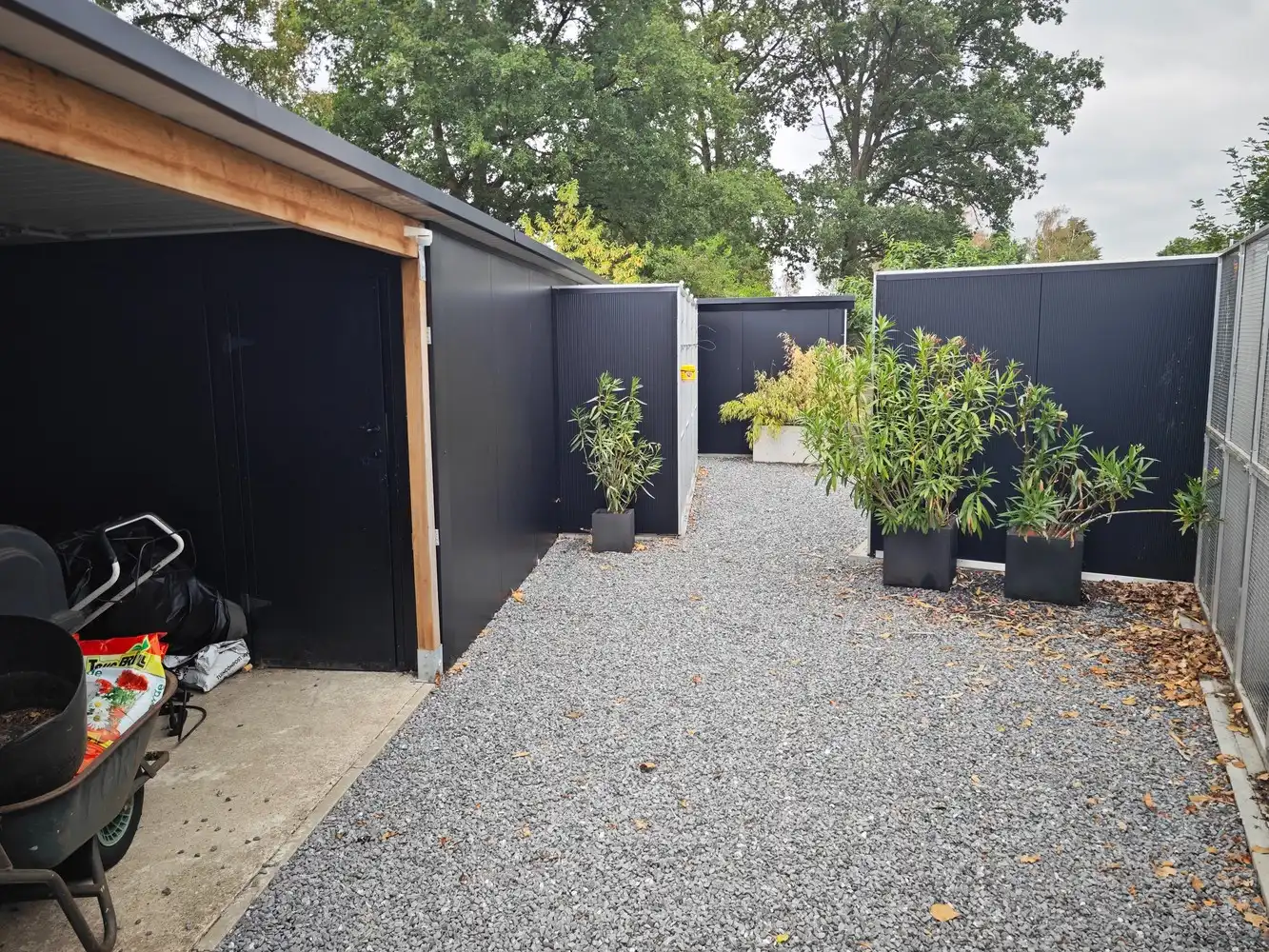 Grotendeels gerenoveerde woning op 16a78ca foto 50