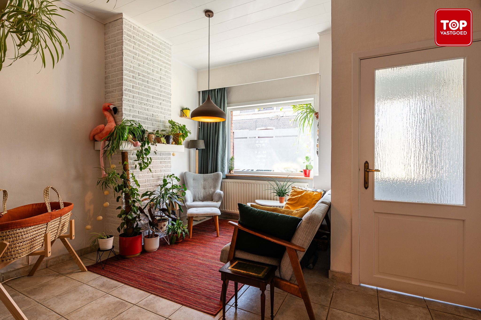  Instapklare woning met 3 slaapkamers en leuk tuintje te Gentbrugge. foto 4