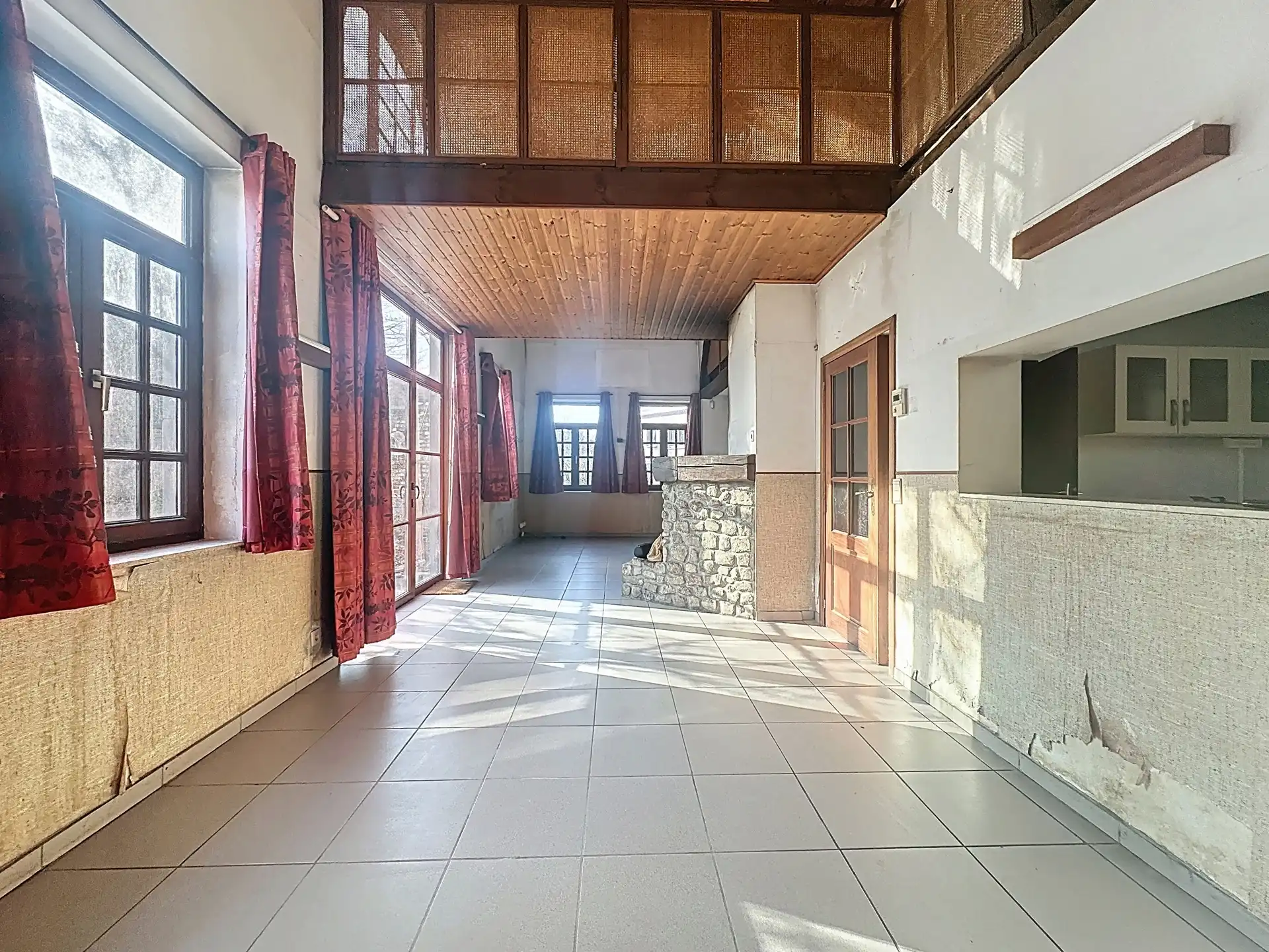 Te renoveren woning met 3 slaapkamers foto 8