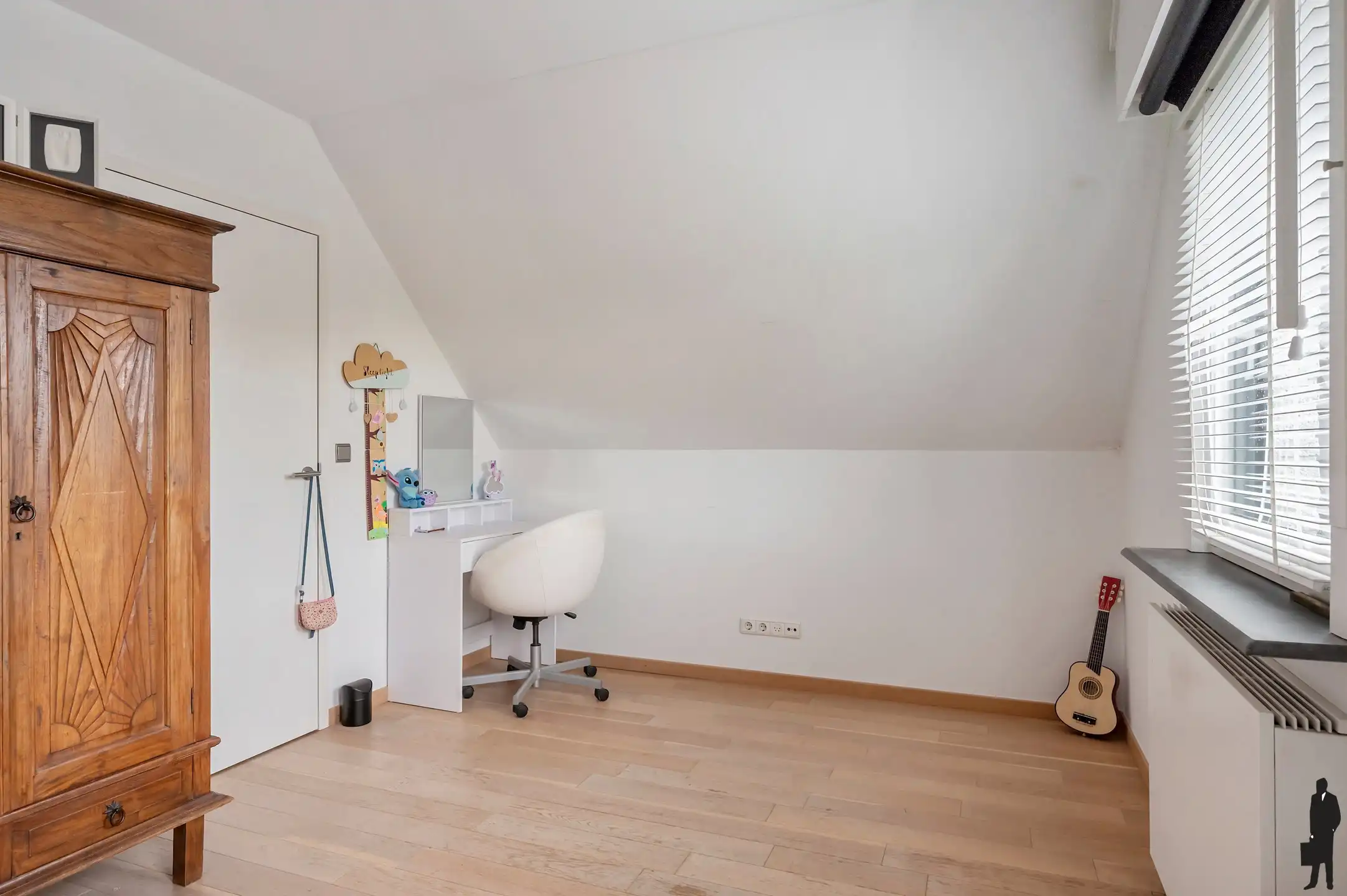 Moderne woning met 332m² bewoonbare oppervlakte foto 47