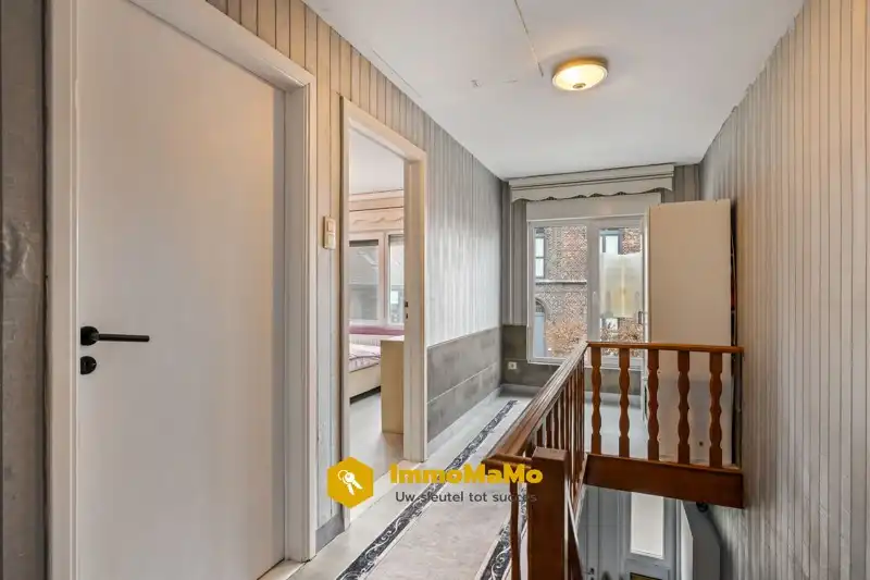 HUIS TE KOOP MET GROTE TUIN IN CENTRUM SINT-KRUIS-WINKEL foto 13