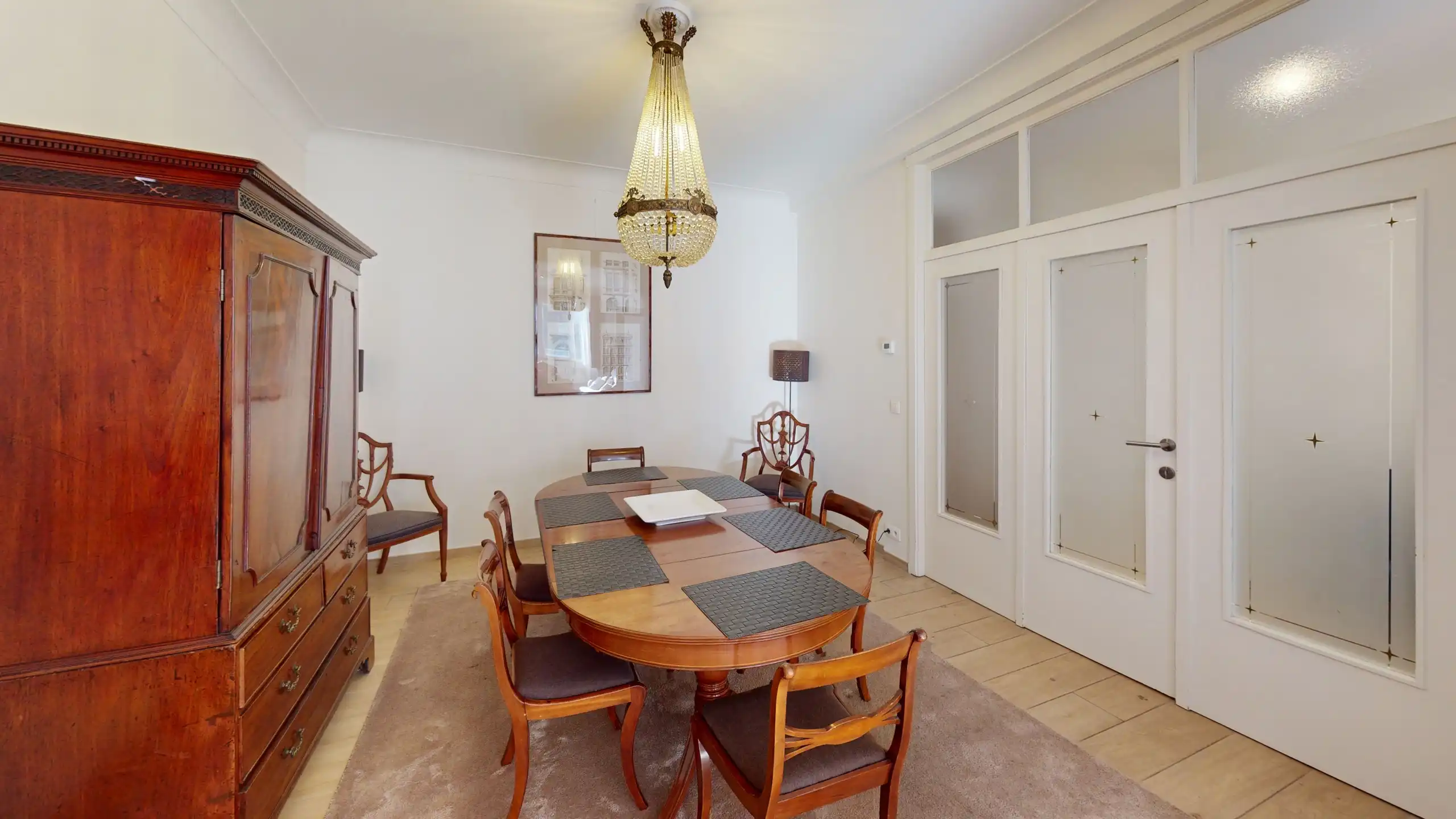 ANTWERPEN - Stijlvol gemeubeld appartement nabij het Centraal Station foto 4