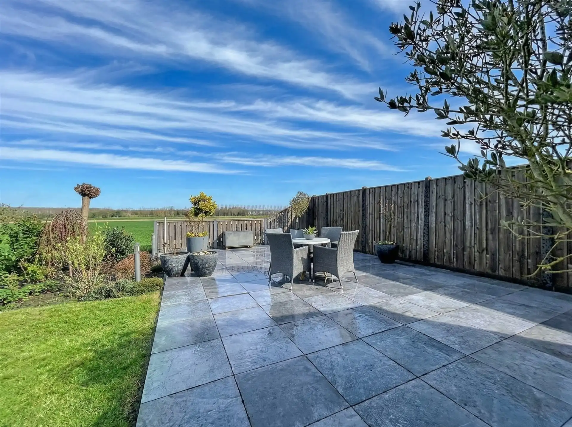 Open bebouwing op perceel van 739 m² foto 9