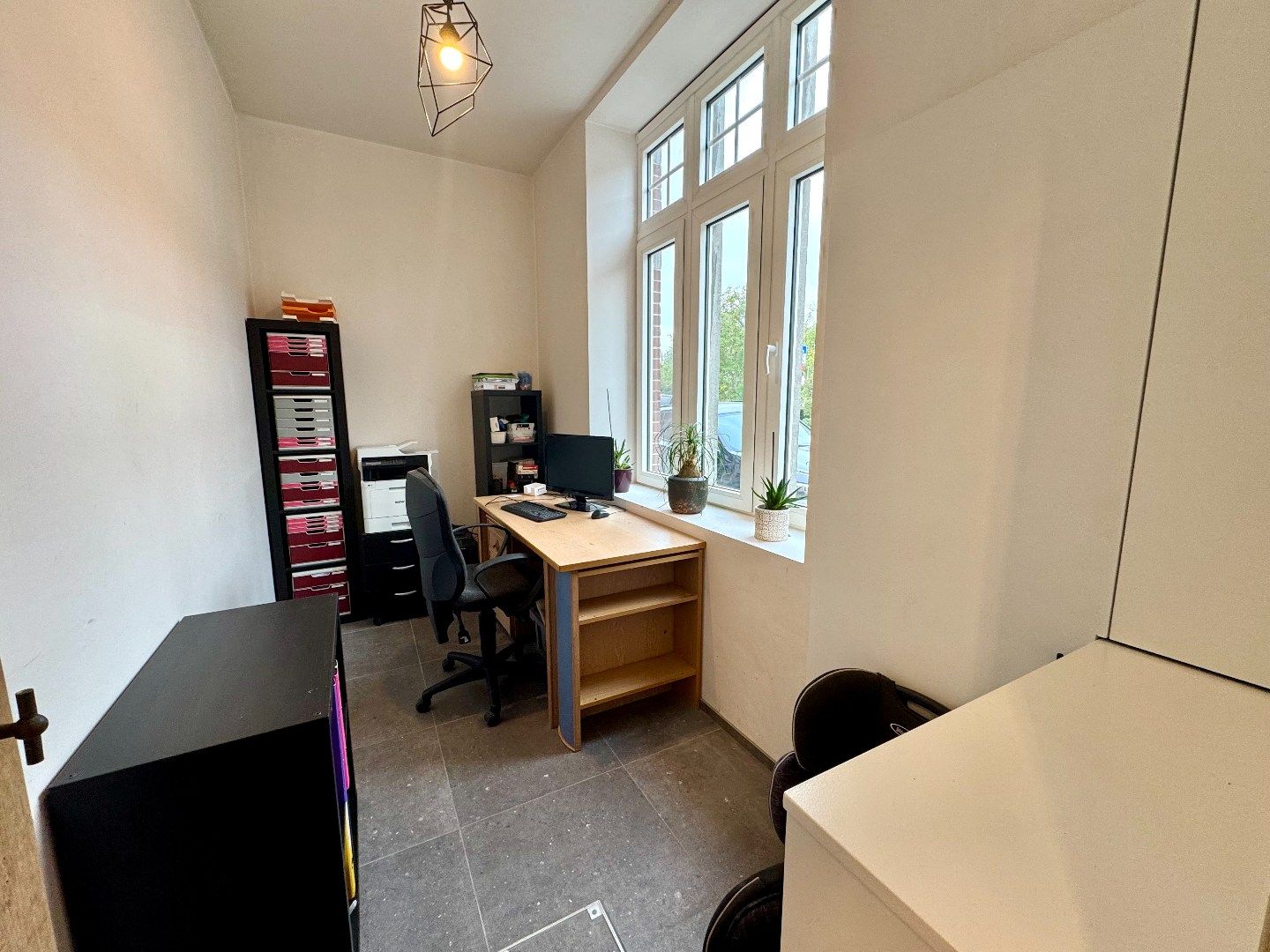 GERENOVEERDE WONING MET 4 SLPKS, 2 BADKAMERS, TUIN EN HUURGARAGE foto 13