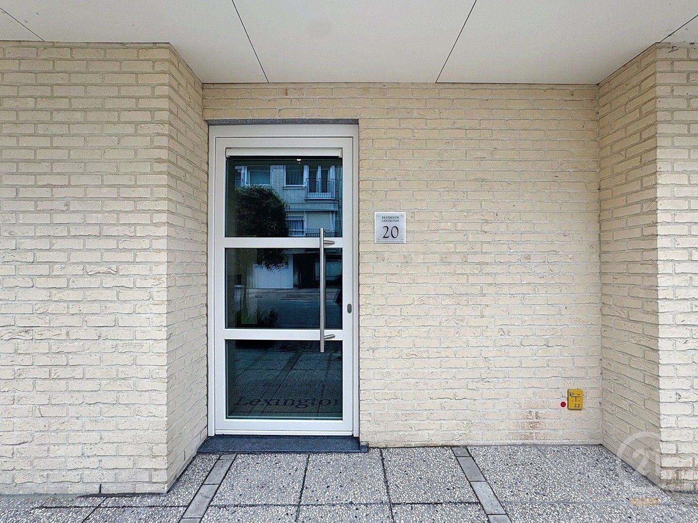 Moderne studio met aparte slaaphoek in Westende Bad foto 11